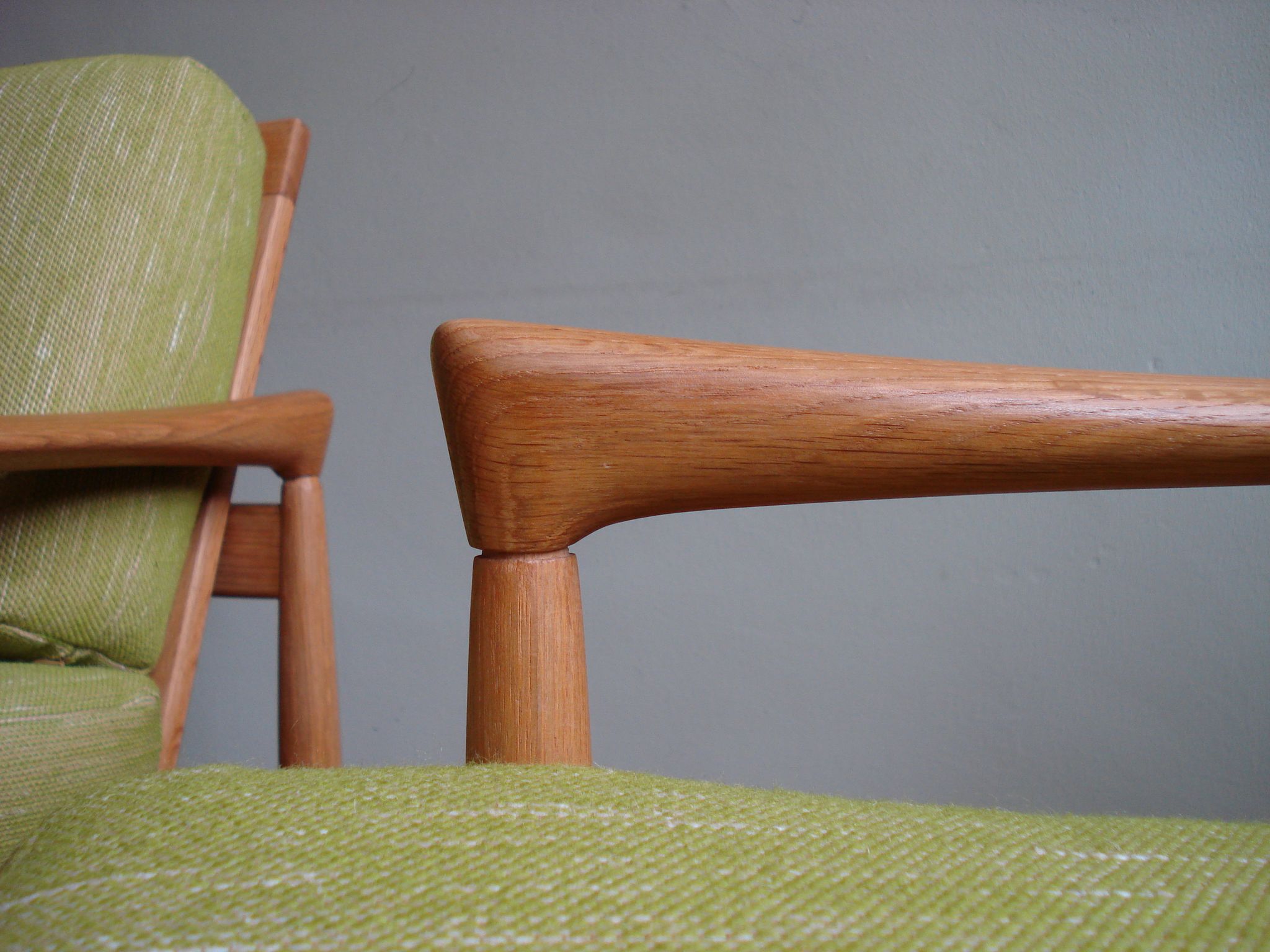 Paire de fauteuils Erik Wørtz pour Ikea