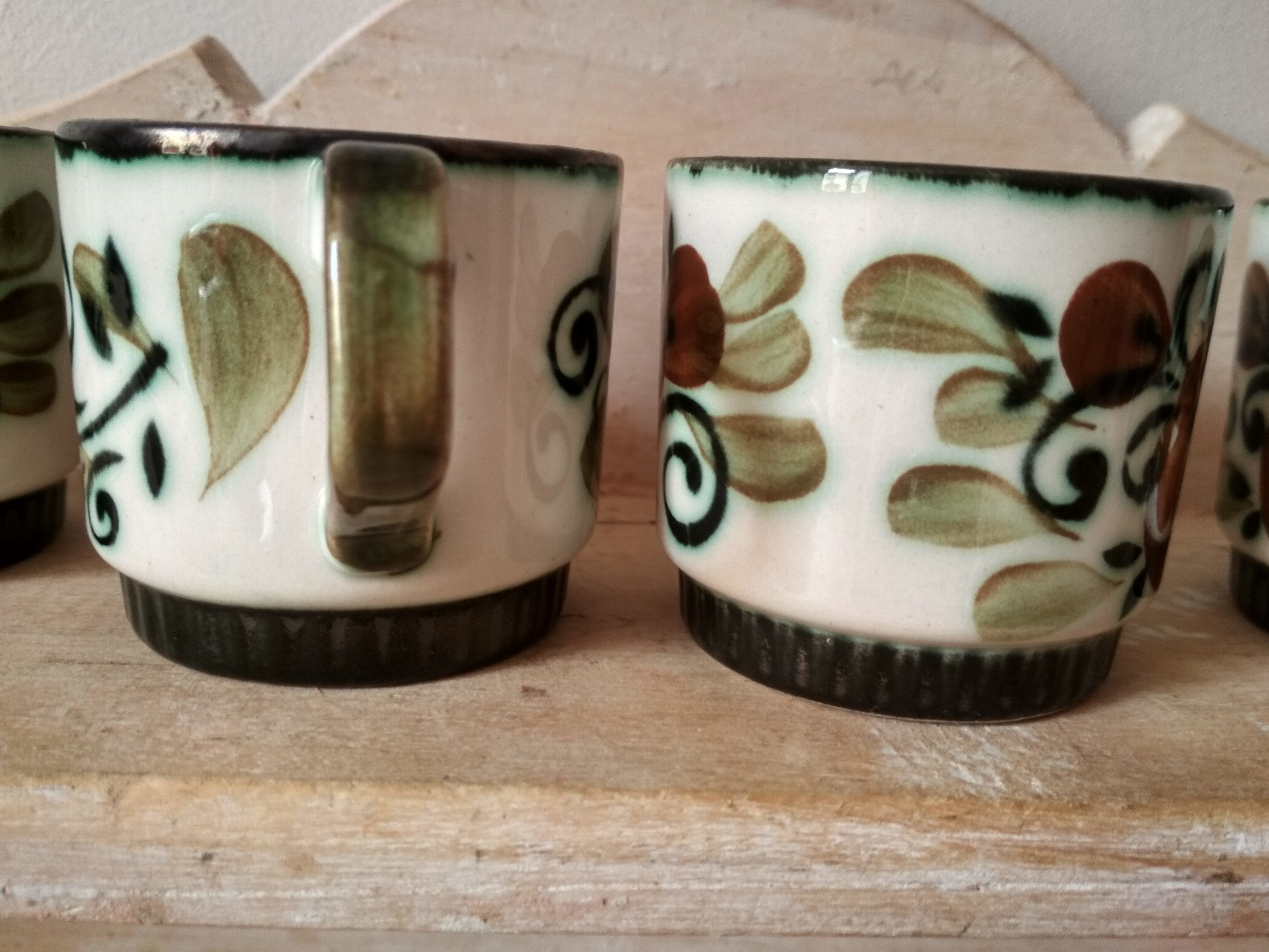 Set of 4 tea or coffee cups, Boch ceramic, Argenteuil series from the 60s