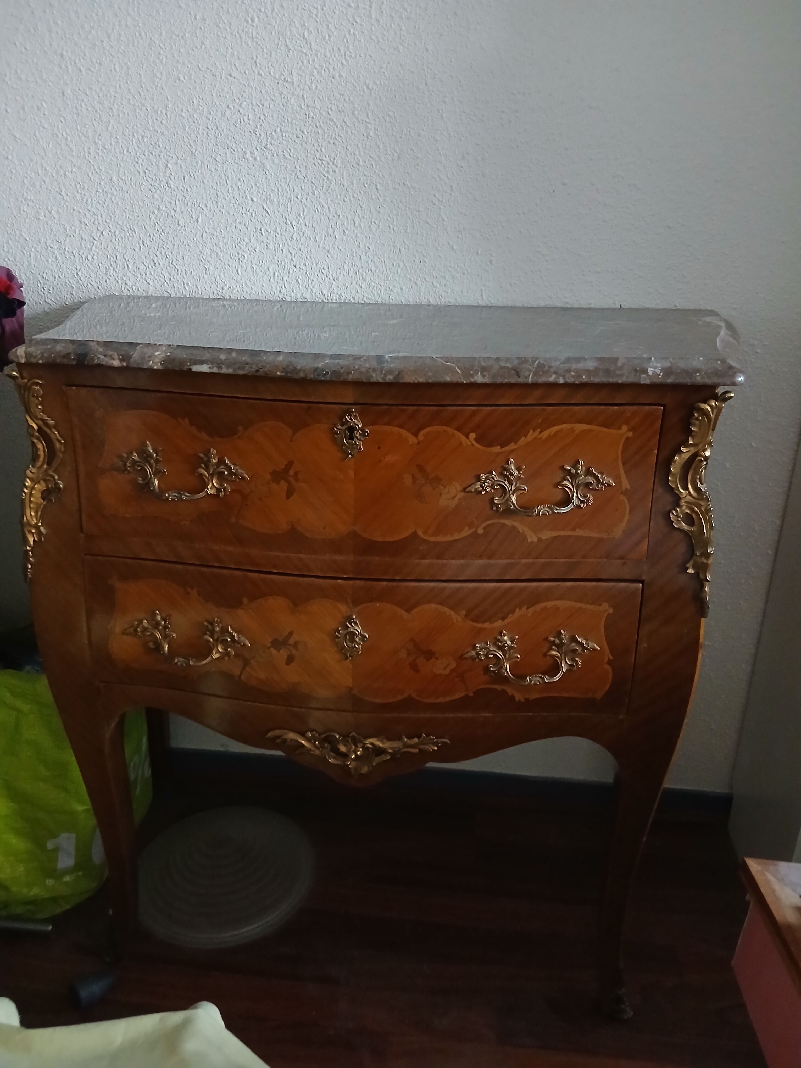 Commode - secrétaire de style Louis XV