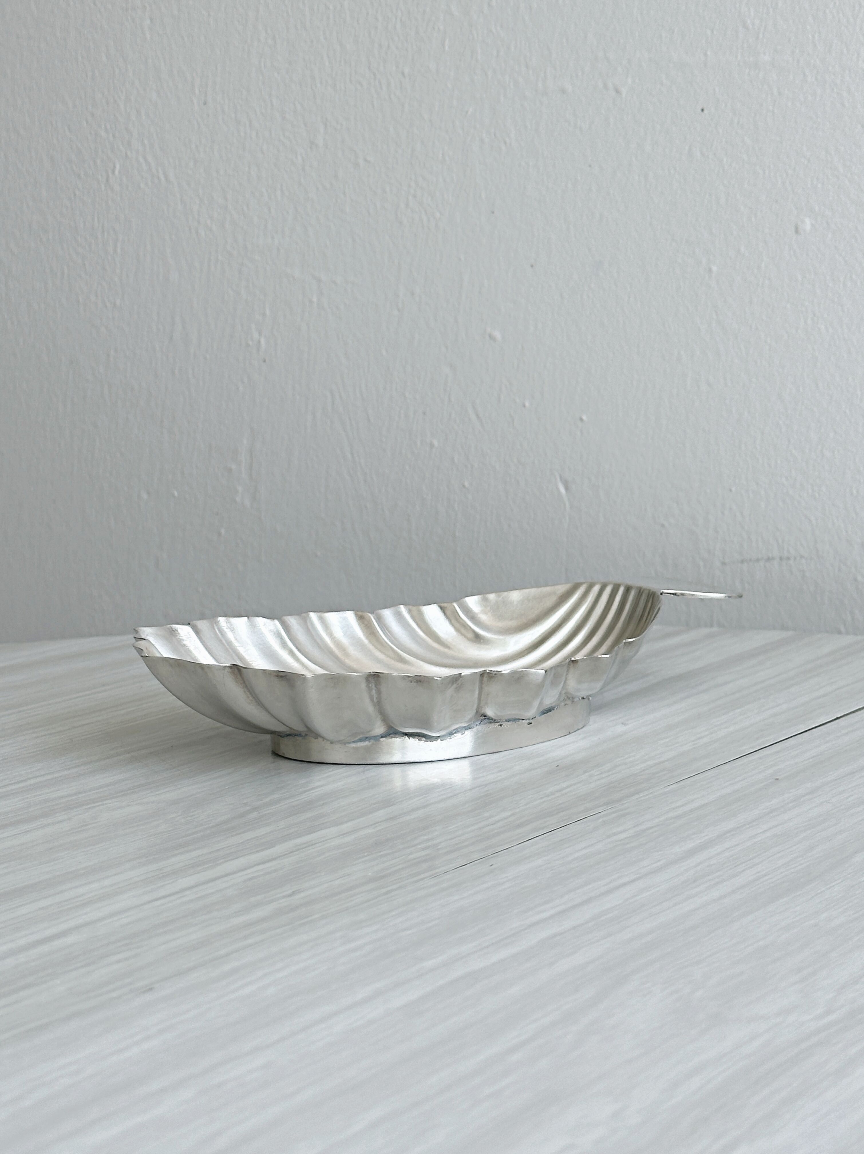 Vintage silver-plated bowl