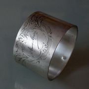 Massive silver towel round Minerva punch, Boulenger goldsmith