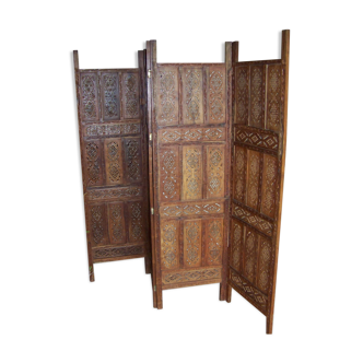 Indian screen with 4 carved wooden panels