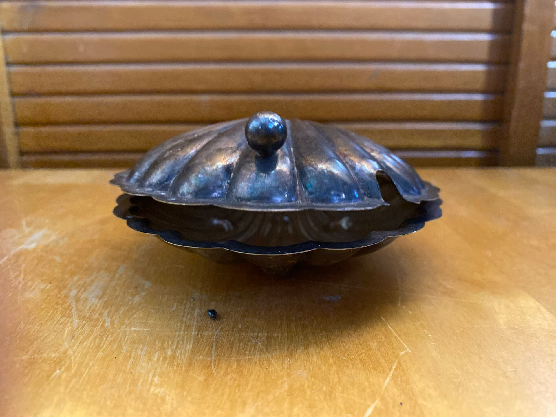 Vintage Silver-Plated Scallop Shell Butter Dish #E160