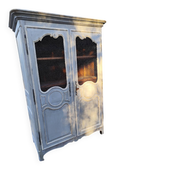 Library with grilled gates