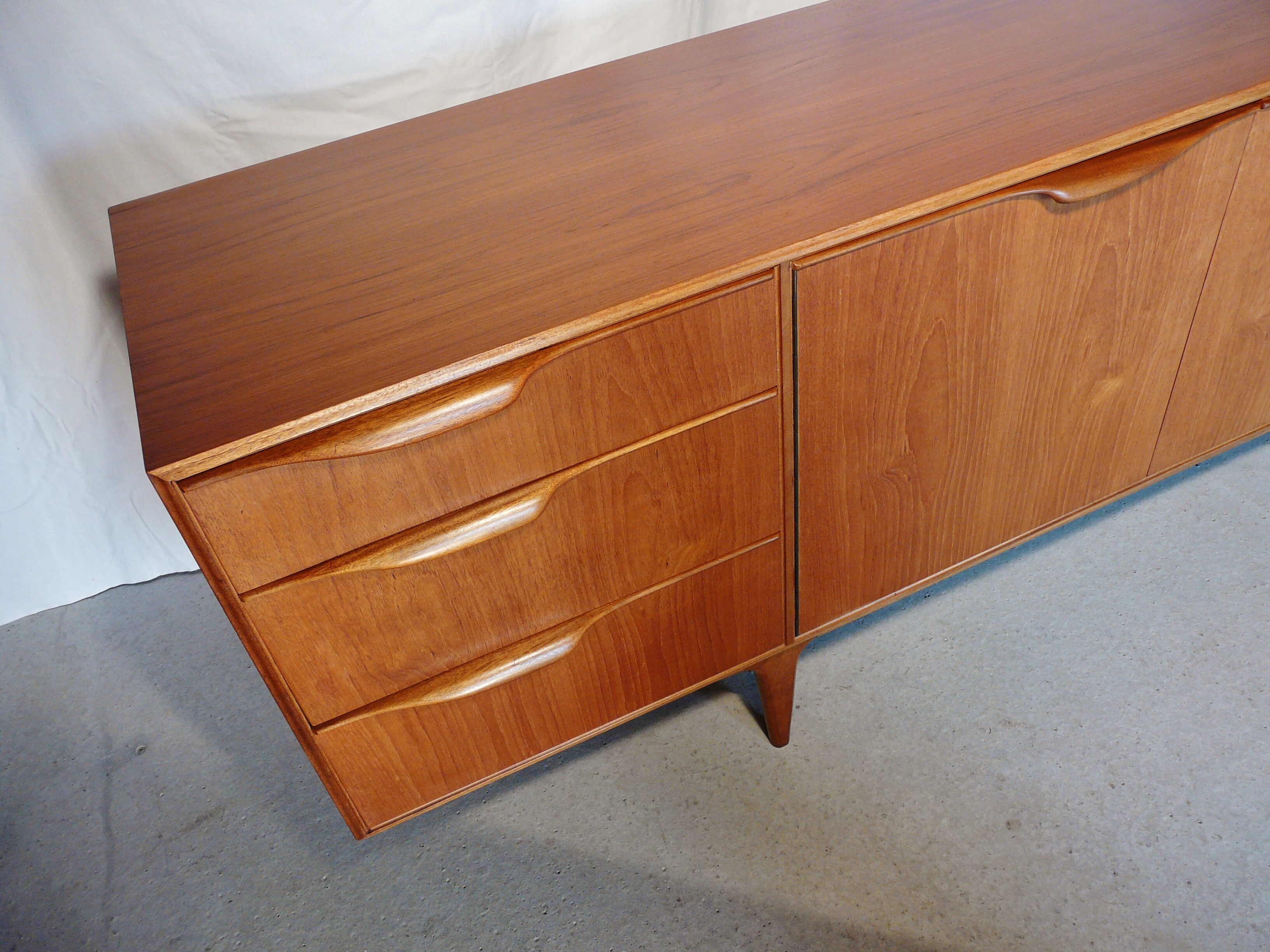 Scandinavian mcIntosh teak line