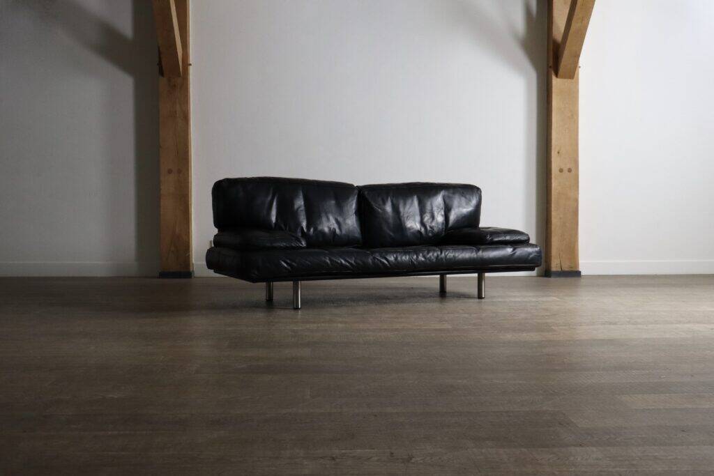 Milano 210 two seater sofa by De Pas, D’Urbino and Lomazzi for Zanotta, Italy 1980s