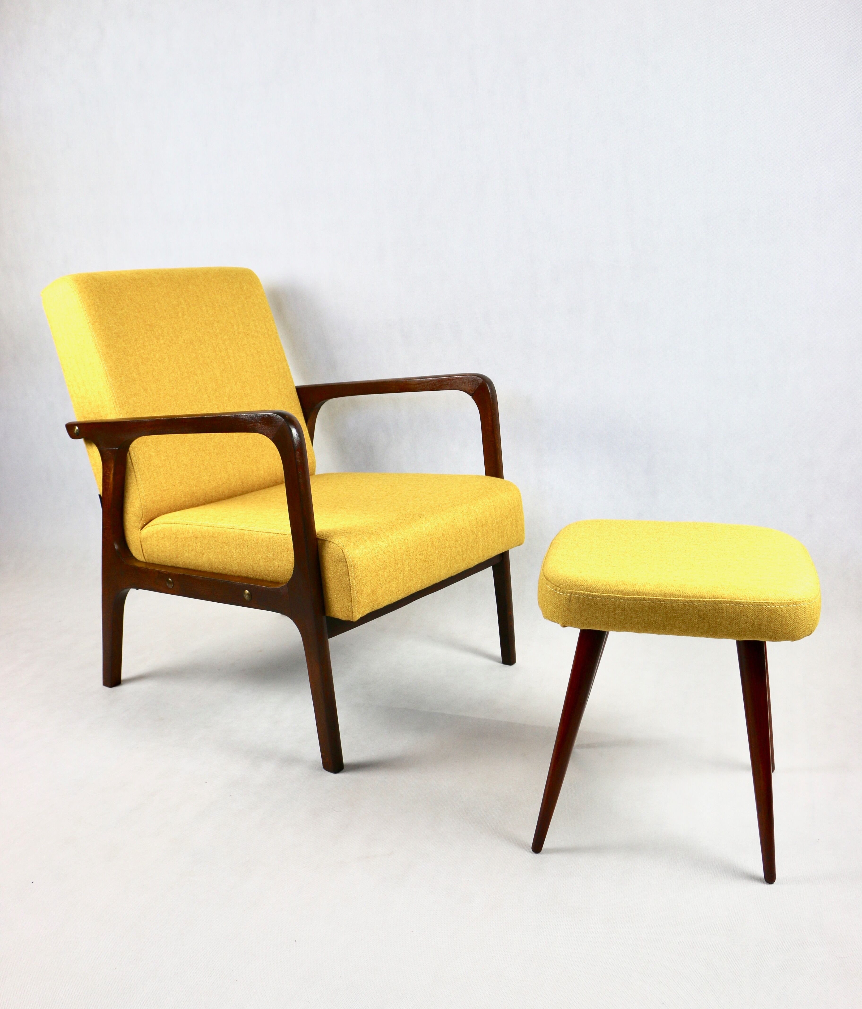 Fauteuil en tweed jaune, années 1970