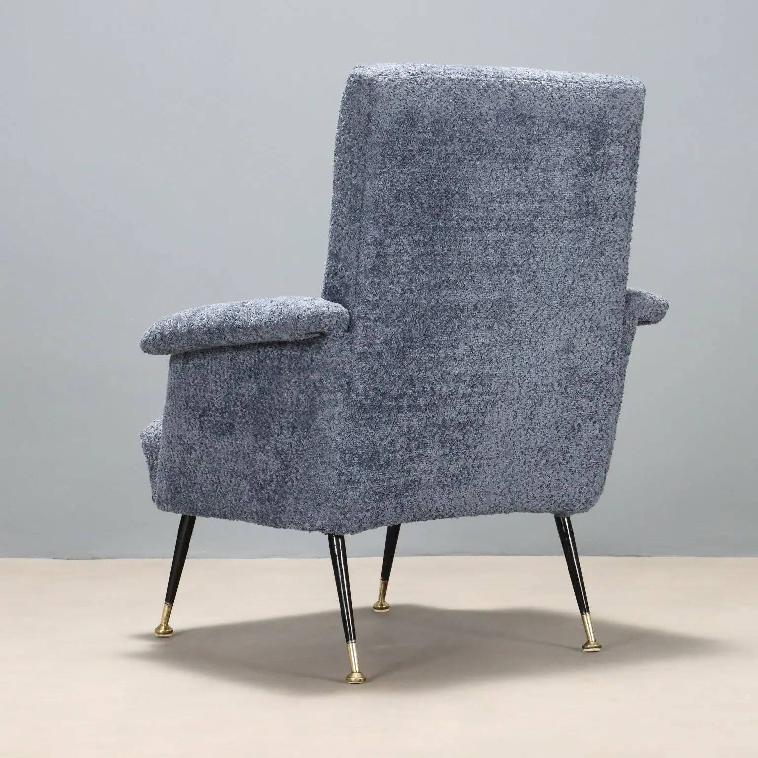 Fauteuil vintage en tissu et métal avec embouts en laiton, Italie, années 1960