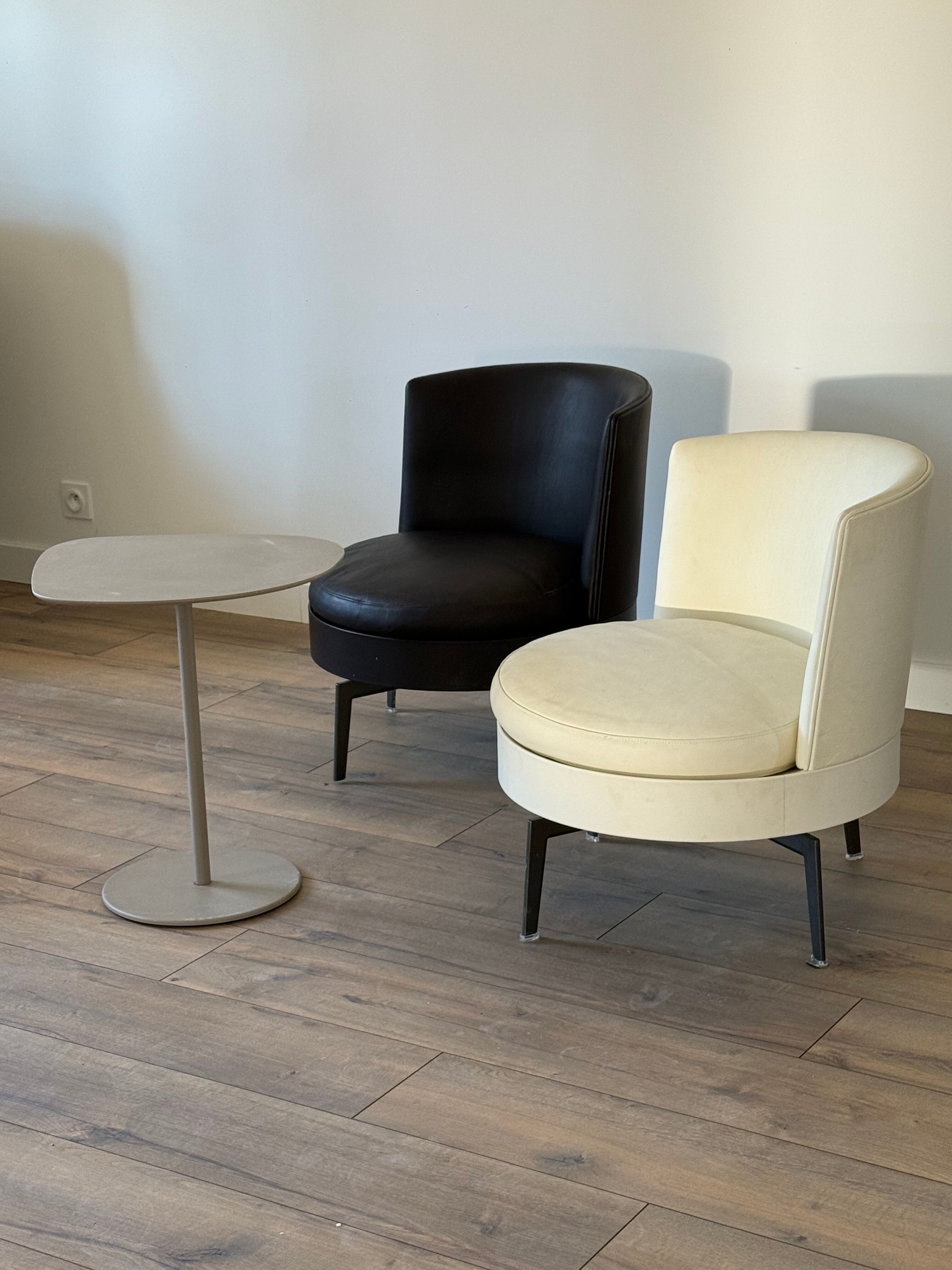 Flexform feelgood set of 2 in white and black