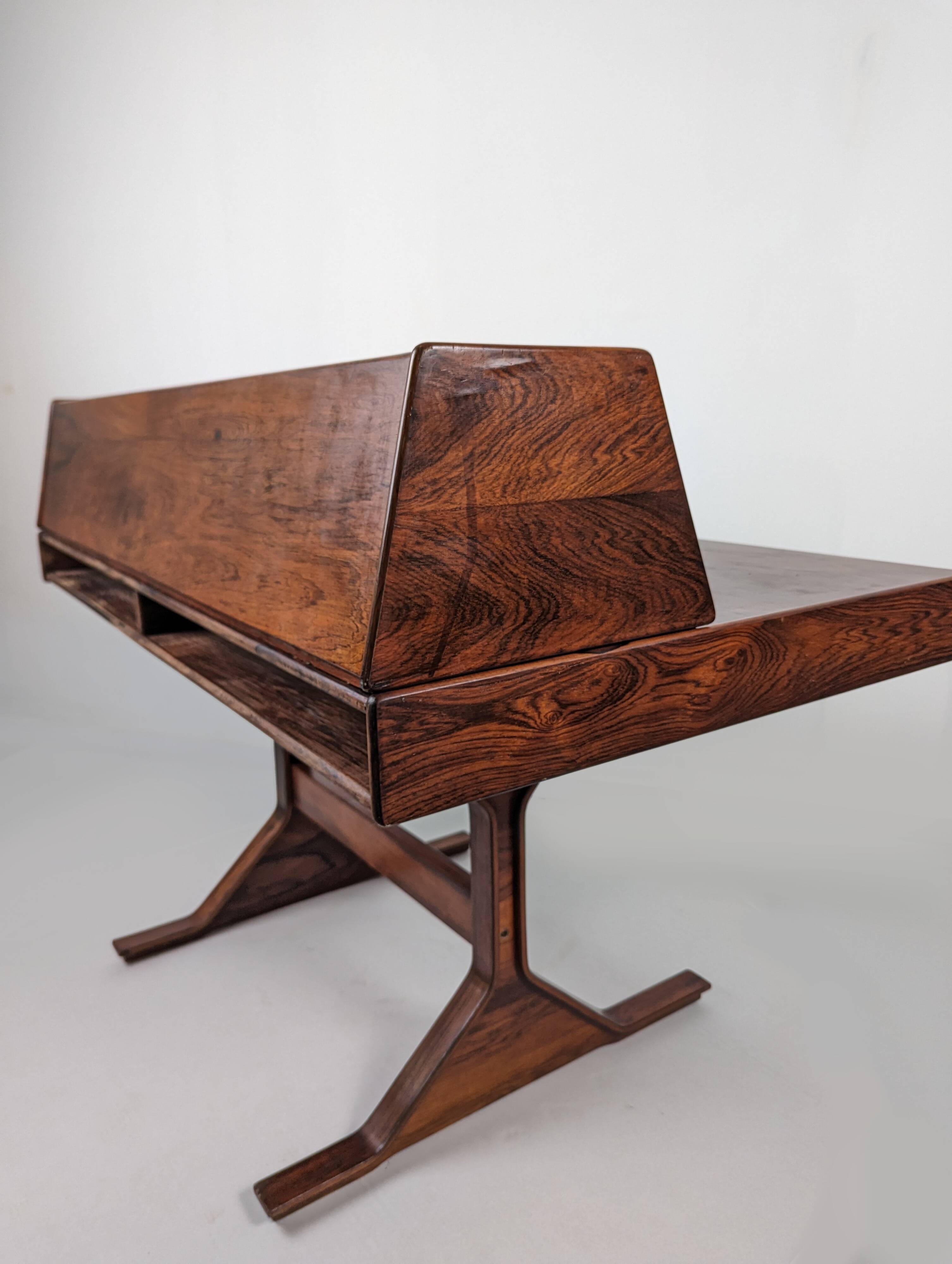 Desk by Gianfranco Frattini, Italy 1950s