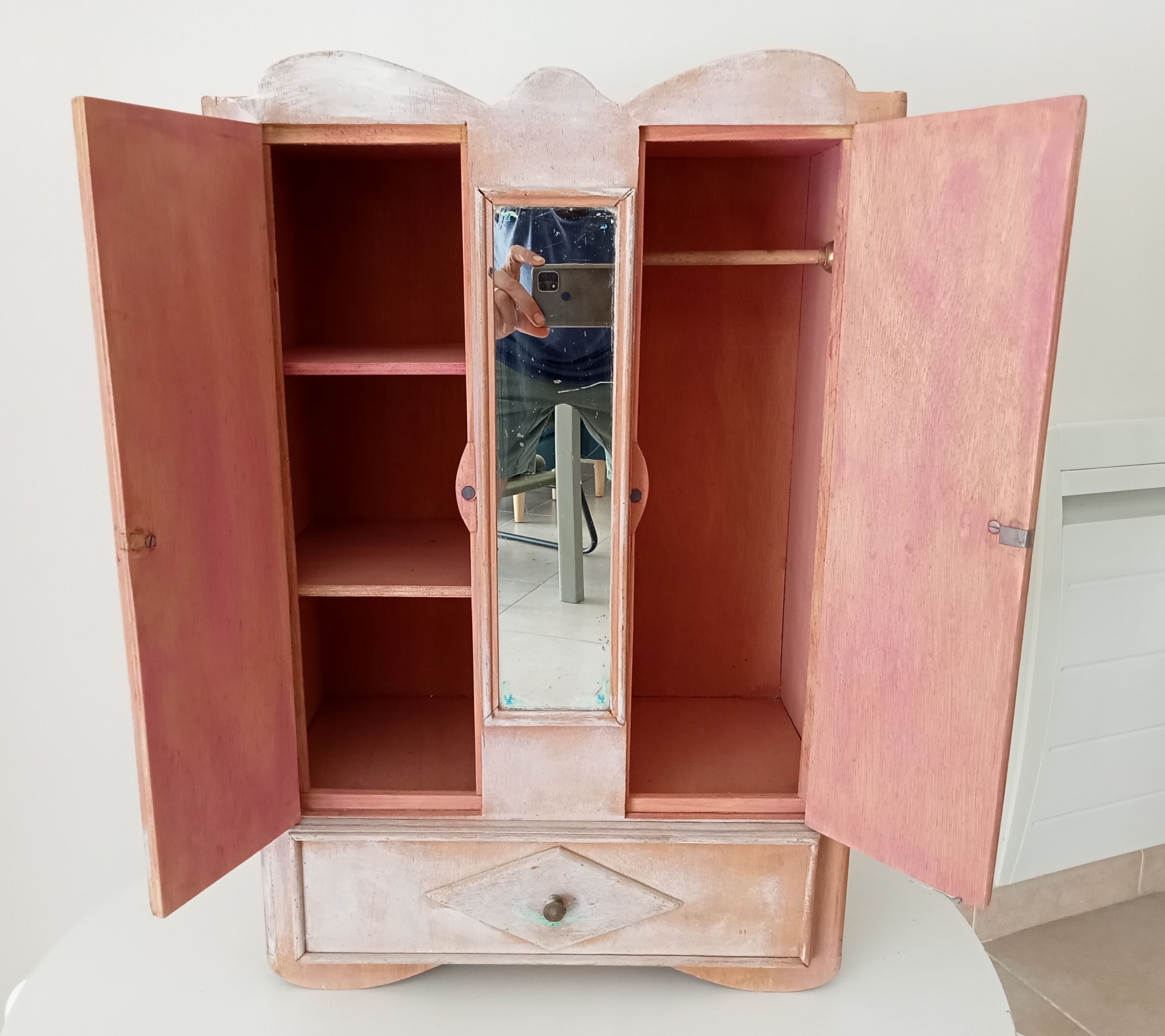 Art Deco doll cabinet 50s