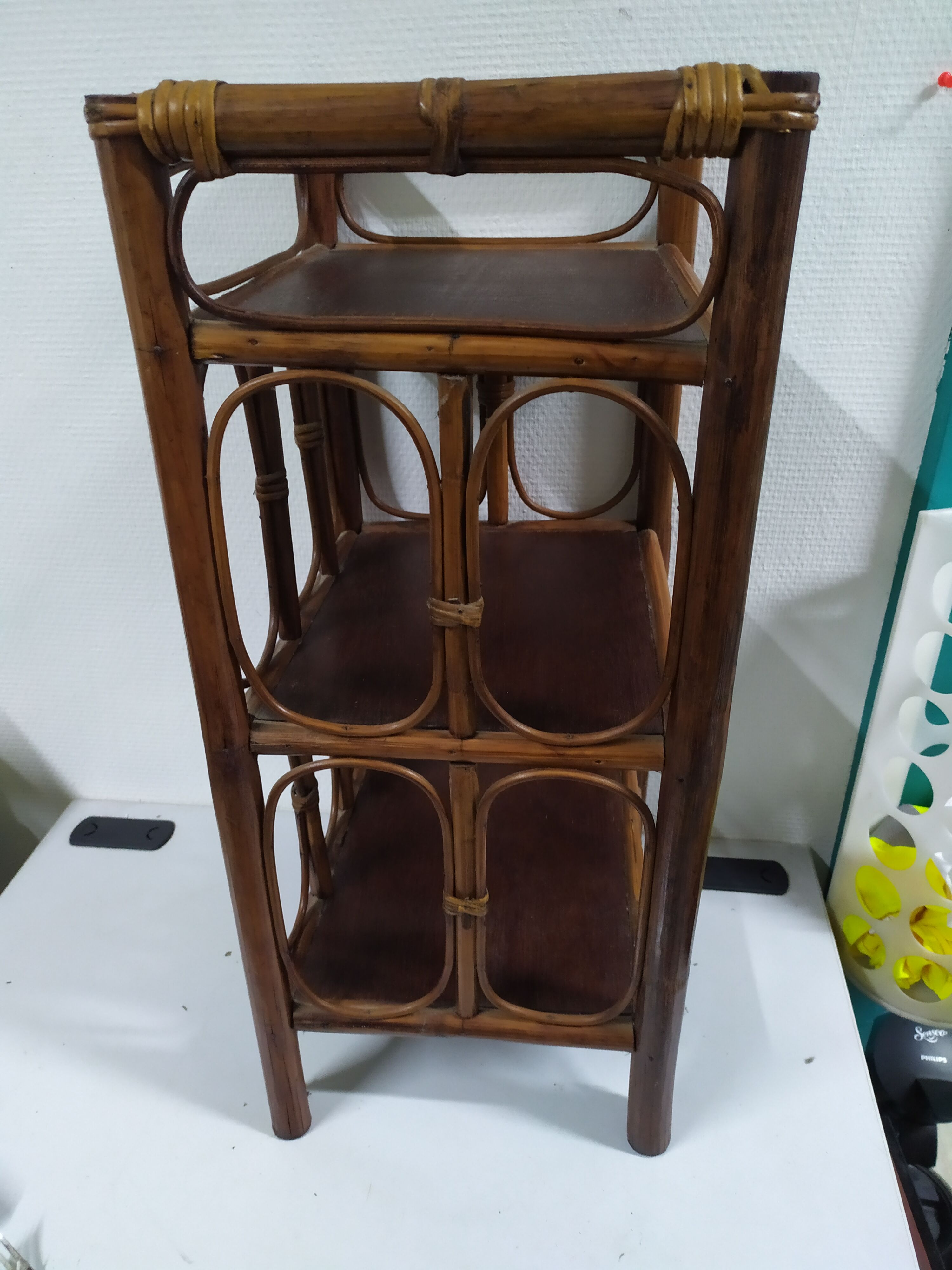Shelves to put in rattan 70s