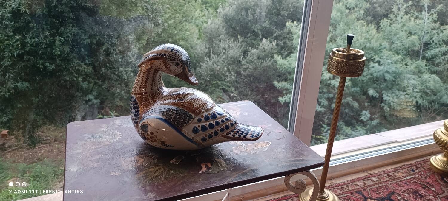 Ceramic signed duck in glazed stoneware, vintage 1960.