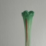 Vase soliflore en verre coloré transparent