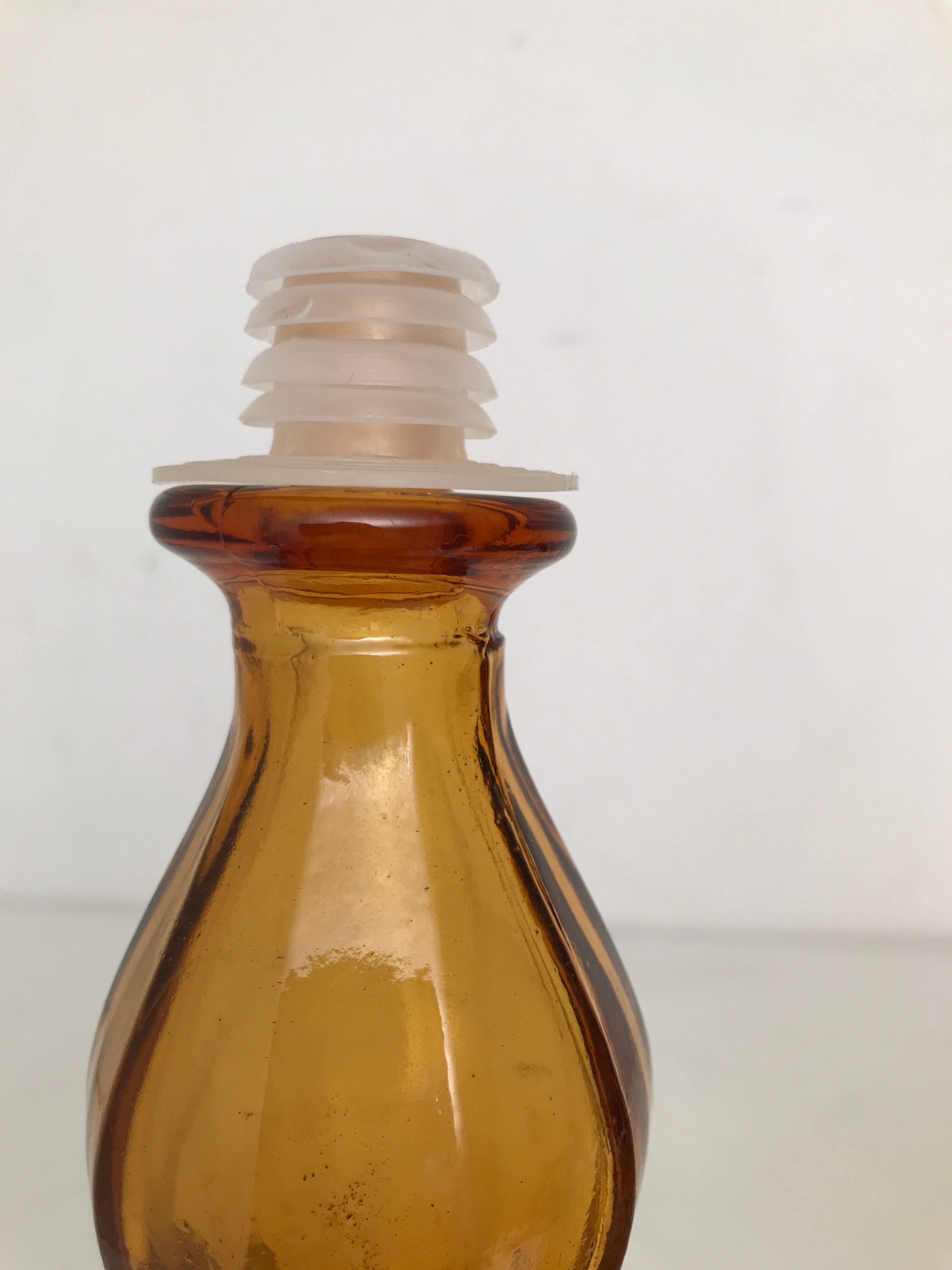 Carafe employment 60s