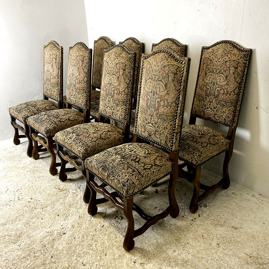 Set of 8 Louis XIII style chairs