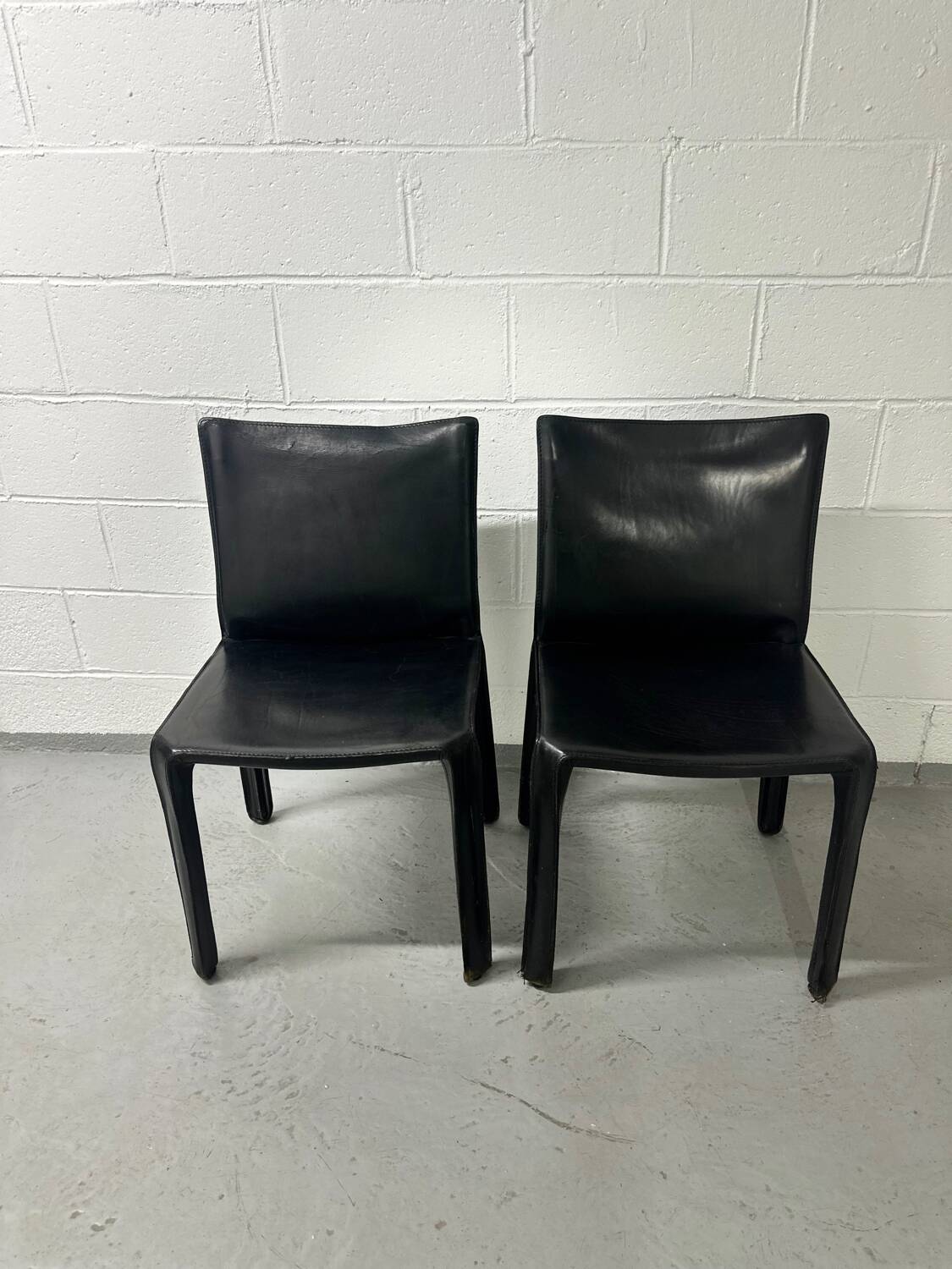 Set 2 chaises Cab 412  Mario Bellini pour Cassina