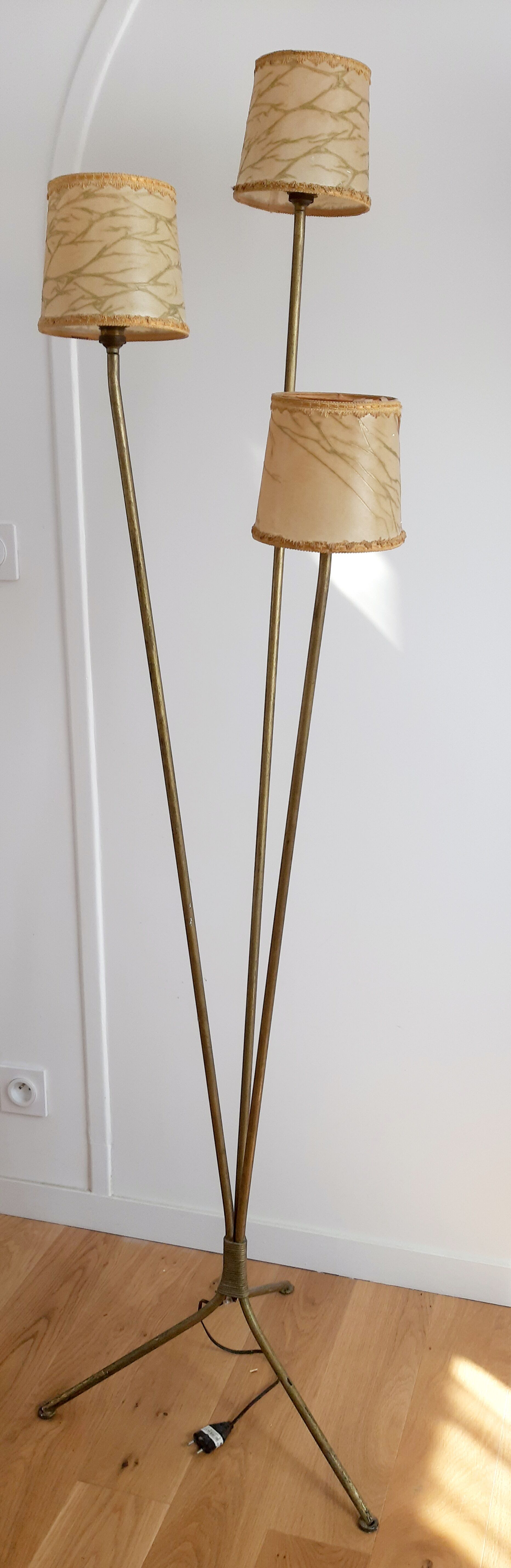 Tripod floor lamp 50s, gilded metal