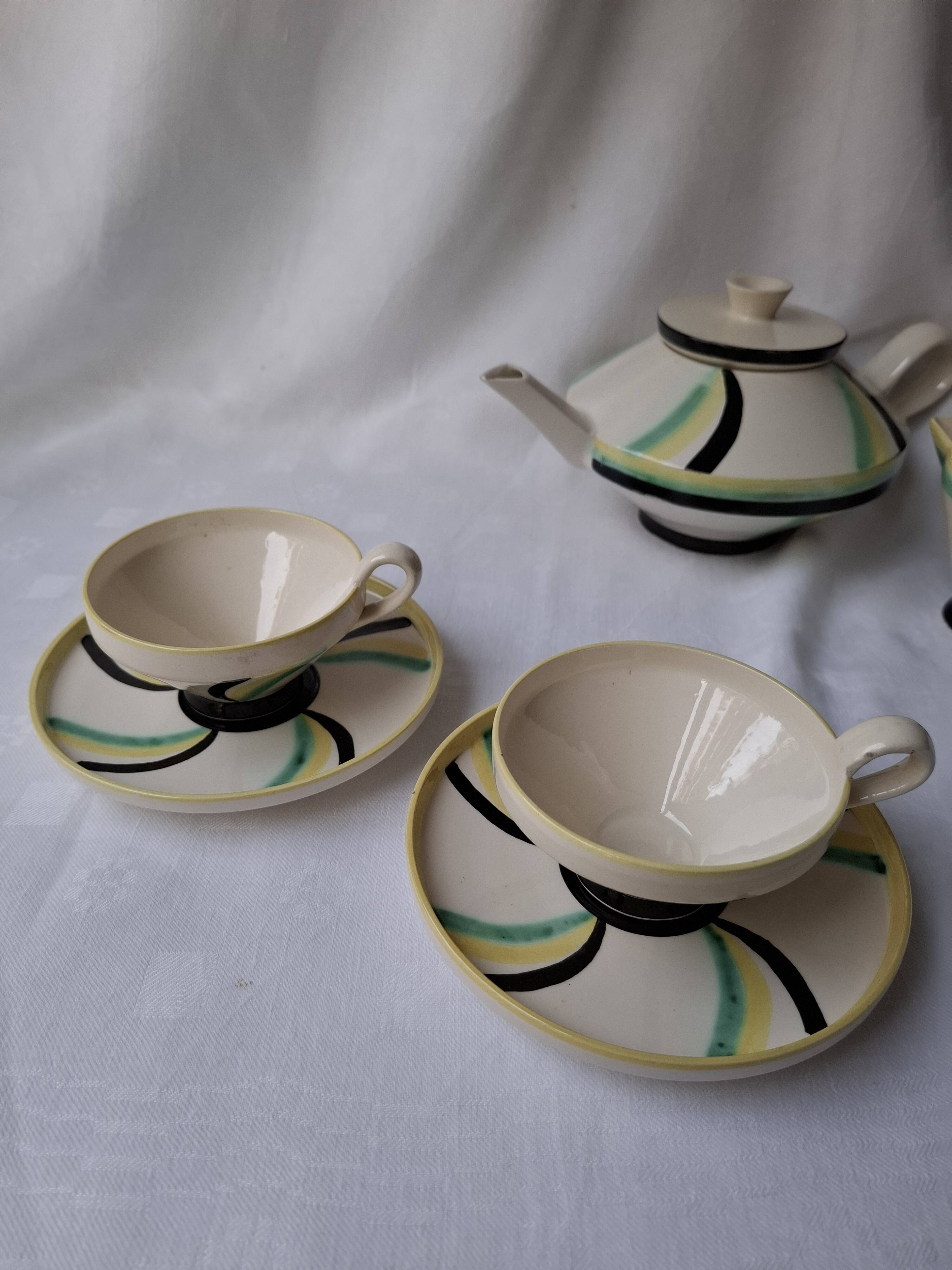 Avant-garde service Bauhaus workshops Haël Margarete Heymann-Loebenstein