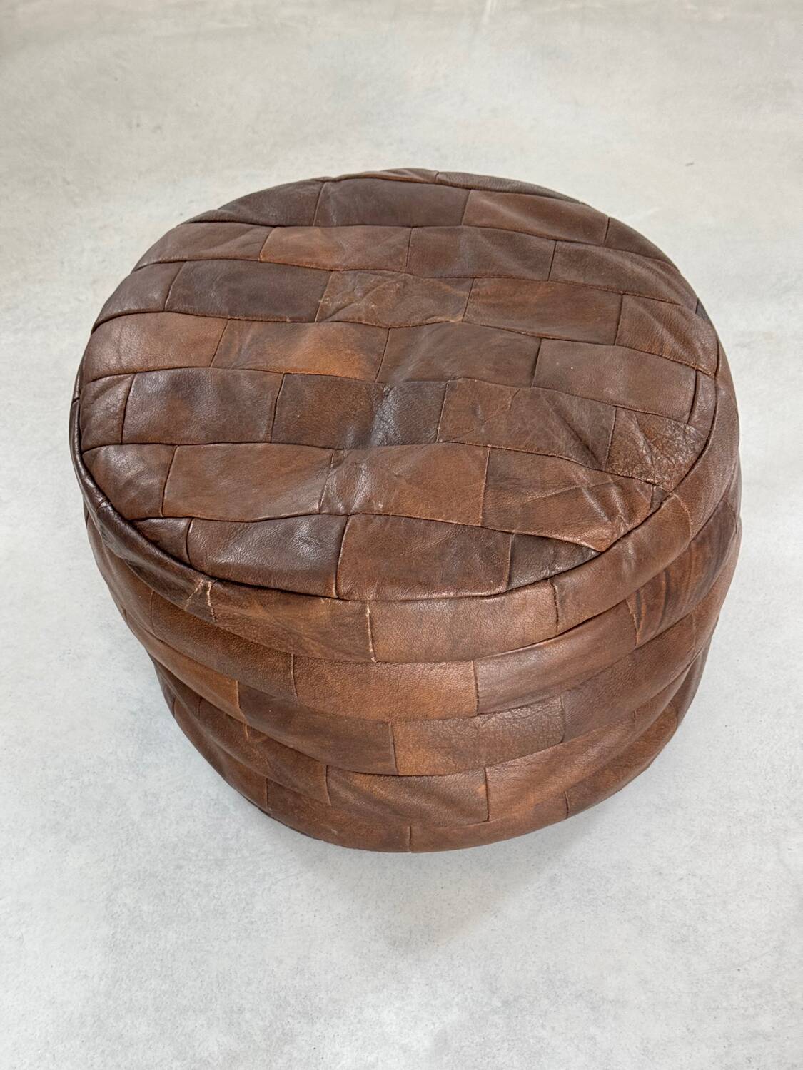 De Sede style pouf in leather patchwork, 1970s design