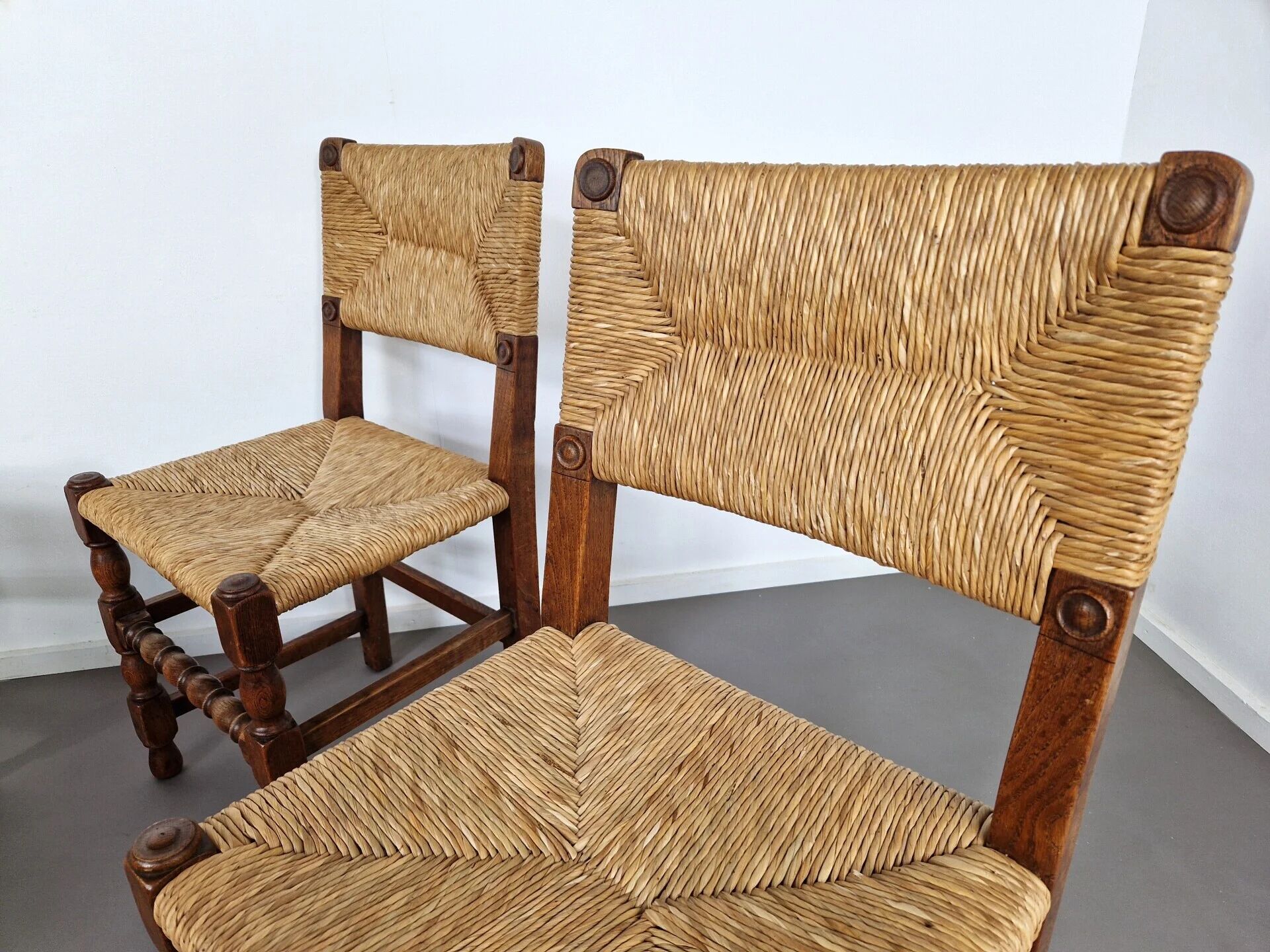 Set of French primitive rush chairs | 1930s