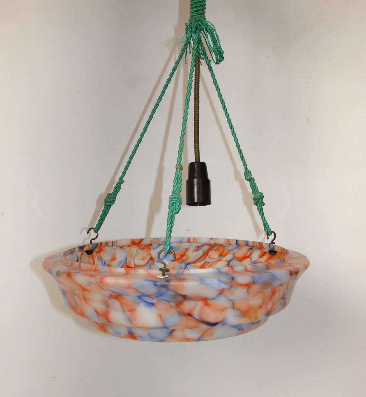 Suspension en verre, 1930