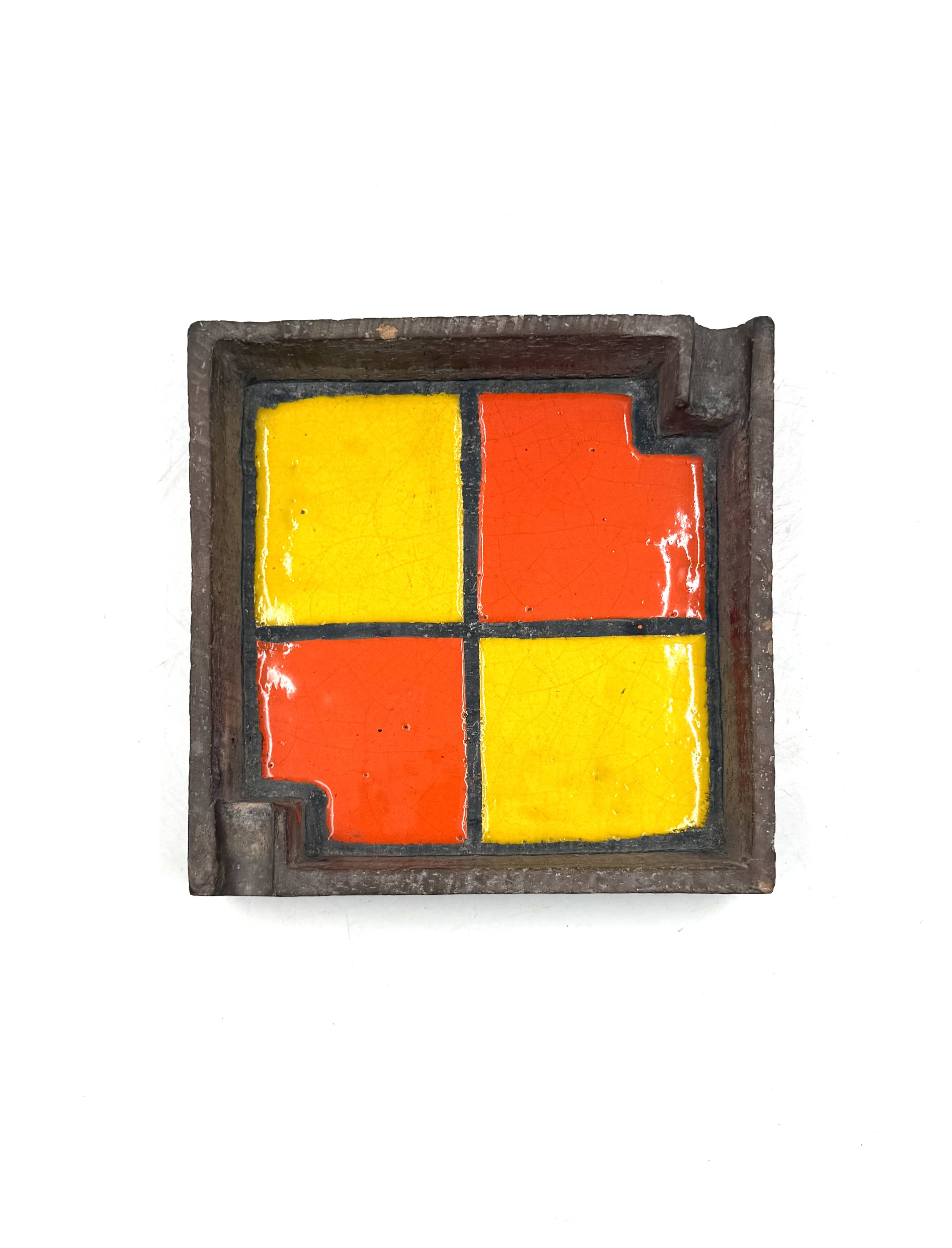 Mid-century space age ceramic ashtray, Aldo Londi Bitossi Italy 1970s