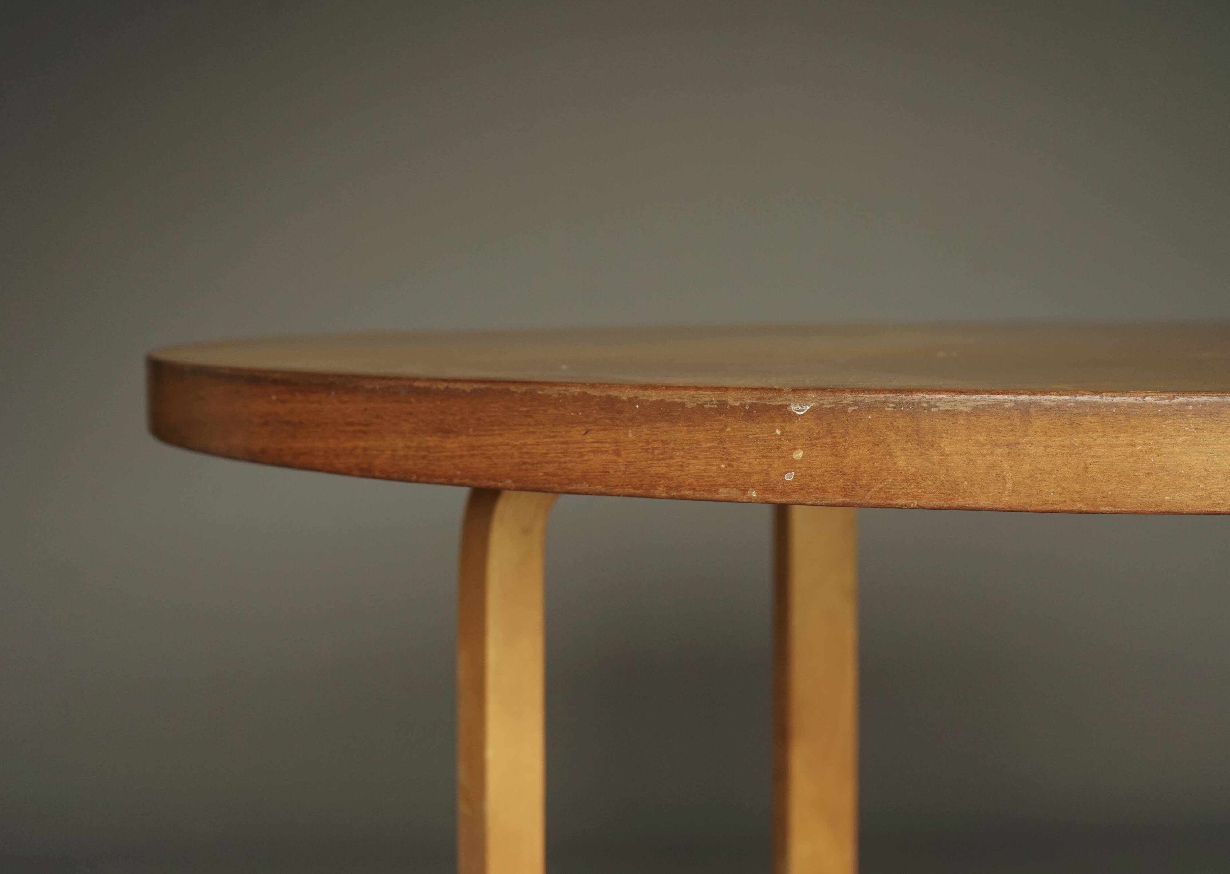 Table à manger L-leg Modèle 91 par Alvar Aalto pour Artek Finlande, années 1940.