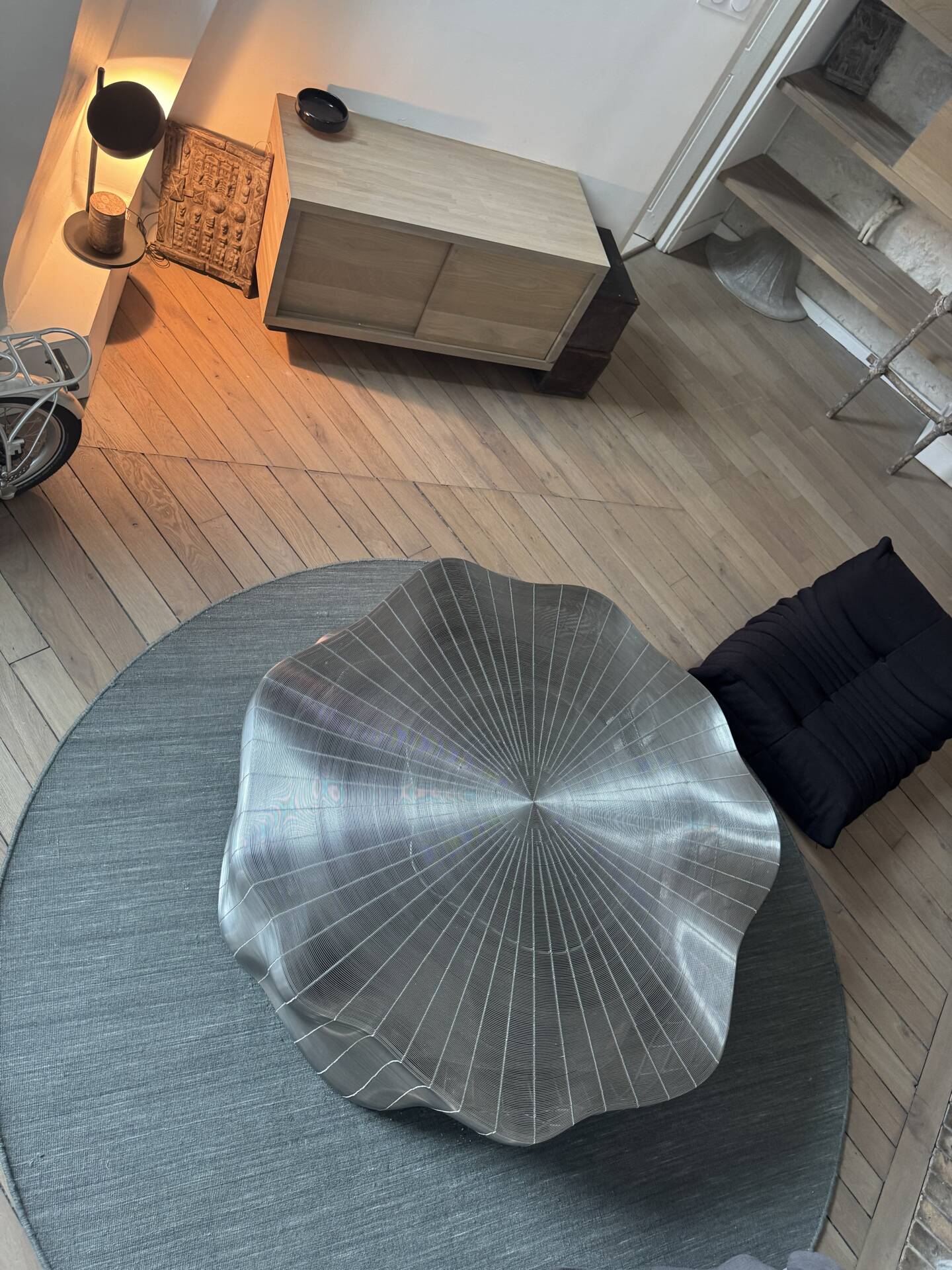 Grande table basse Iron Tree – Roche Bobois – Ø 120 cm (format plus éd