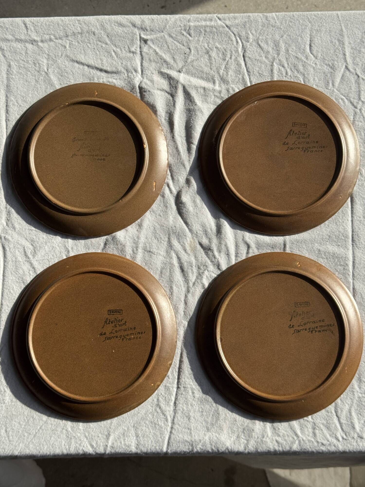 Lot de 4 assiettes à dessert brunes Sarreguemines Modèle Savoie D19.5