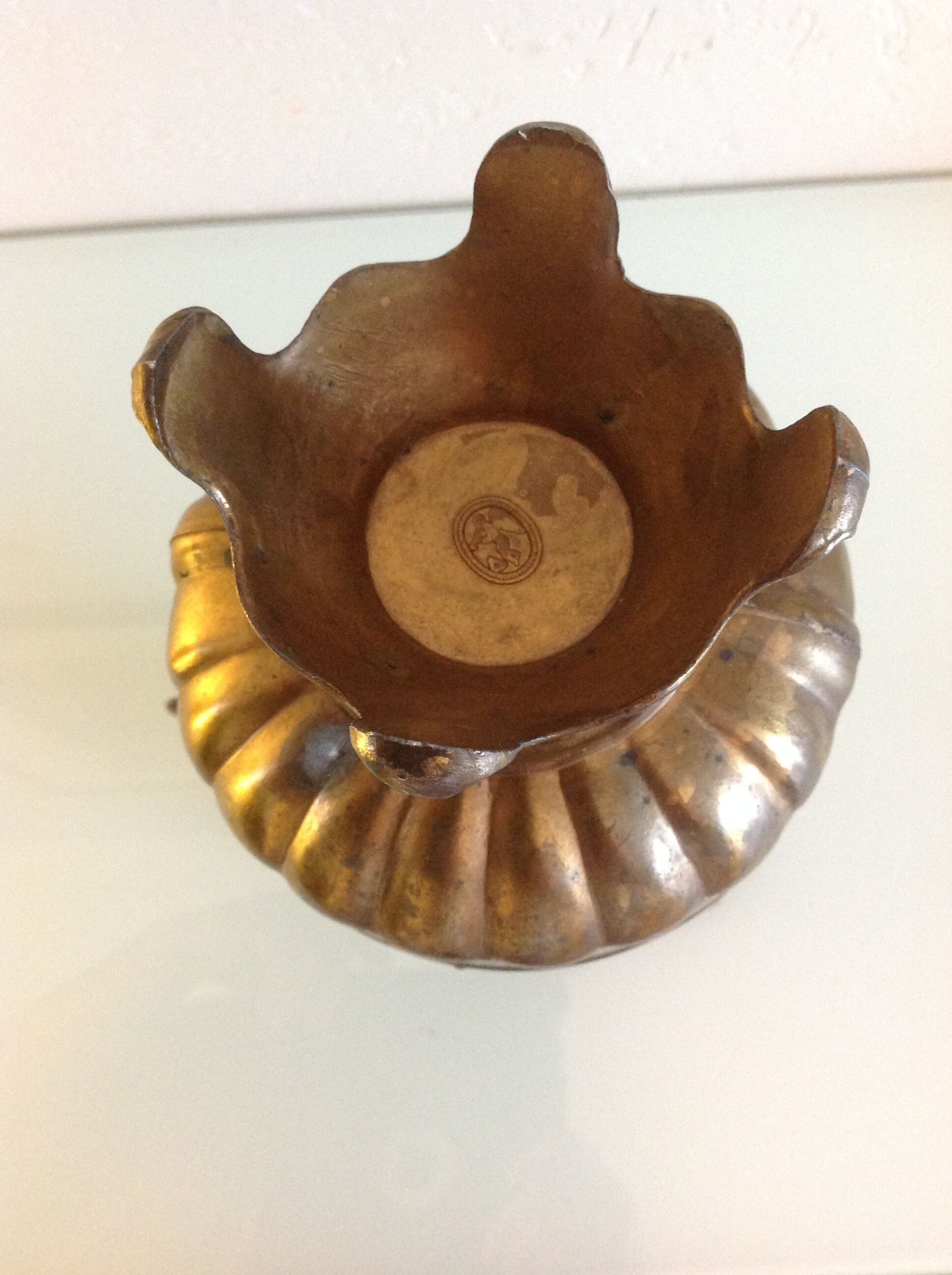 Art Deco-style regule vase