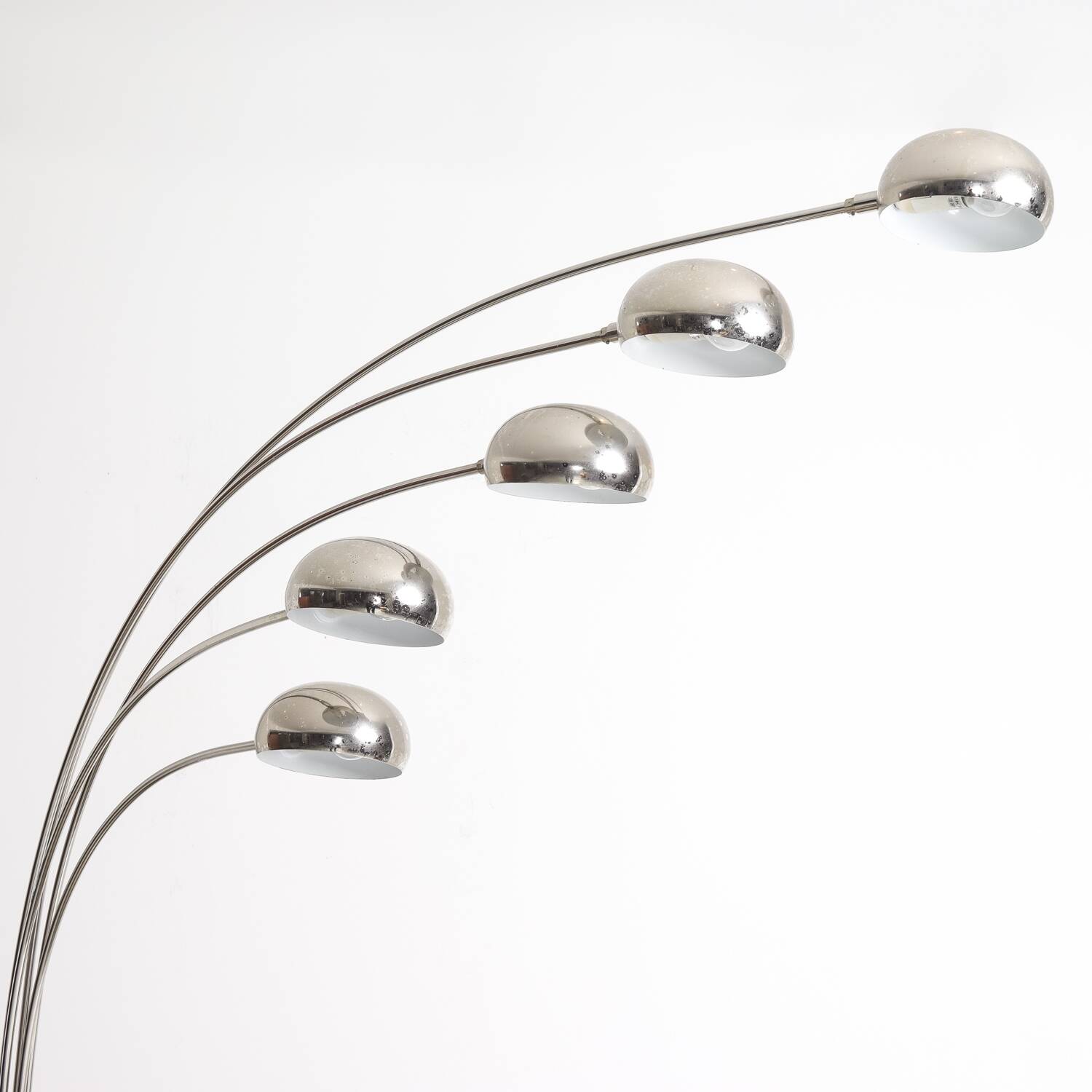 Designer light fixture in chromed steel with a marble base, circa 1970