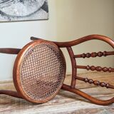 Chaise enfant en bois rond courbé cannée ancienne