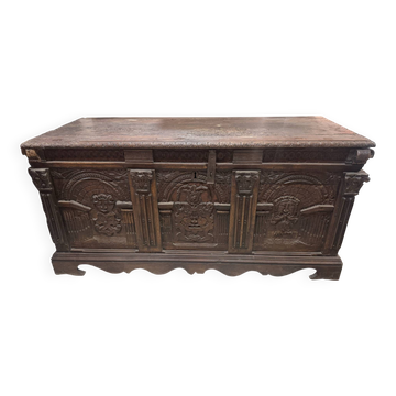 Large oak chest from the 18th century.