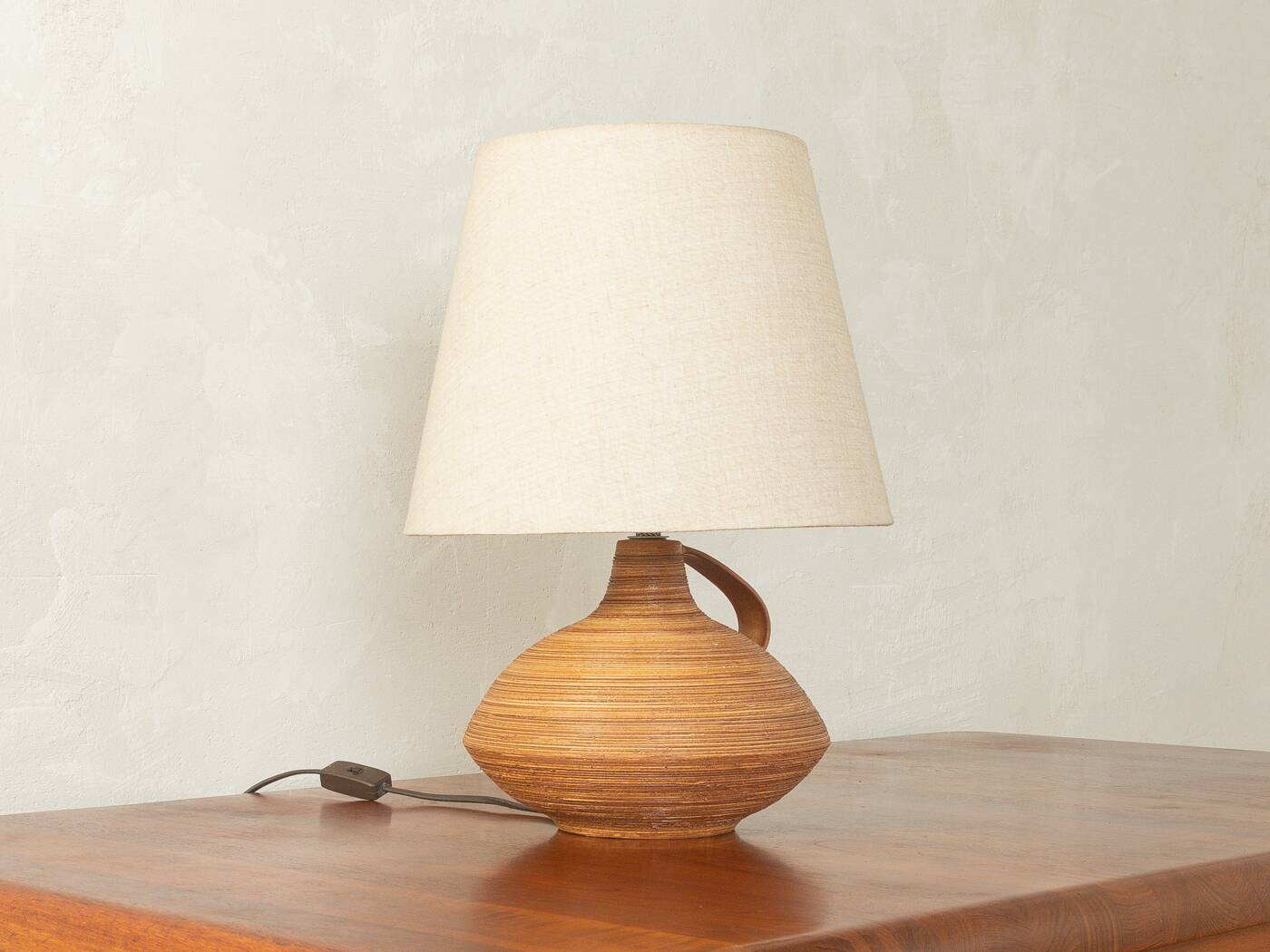 Lampe de table en céramique des années 1960