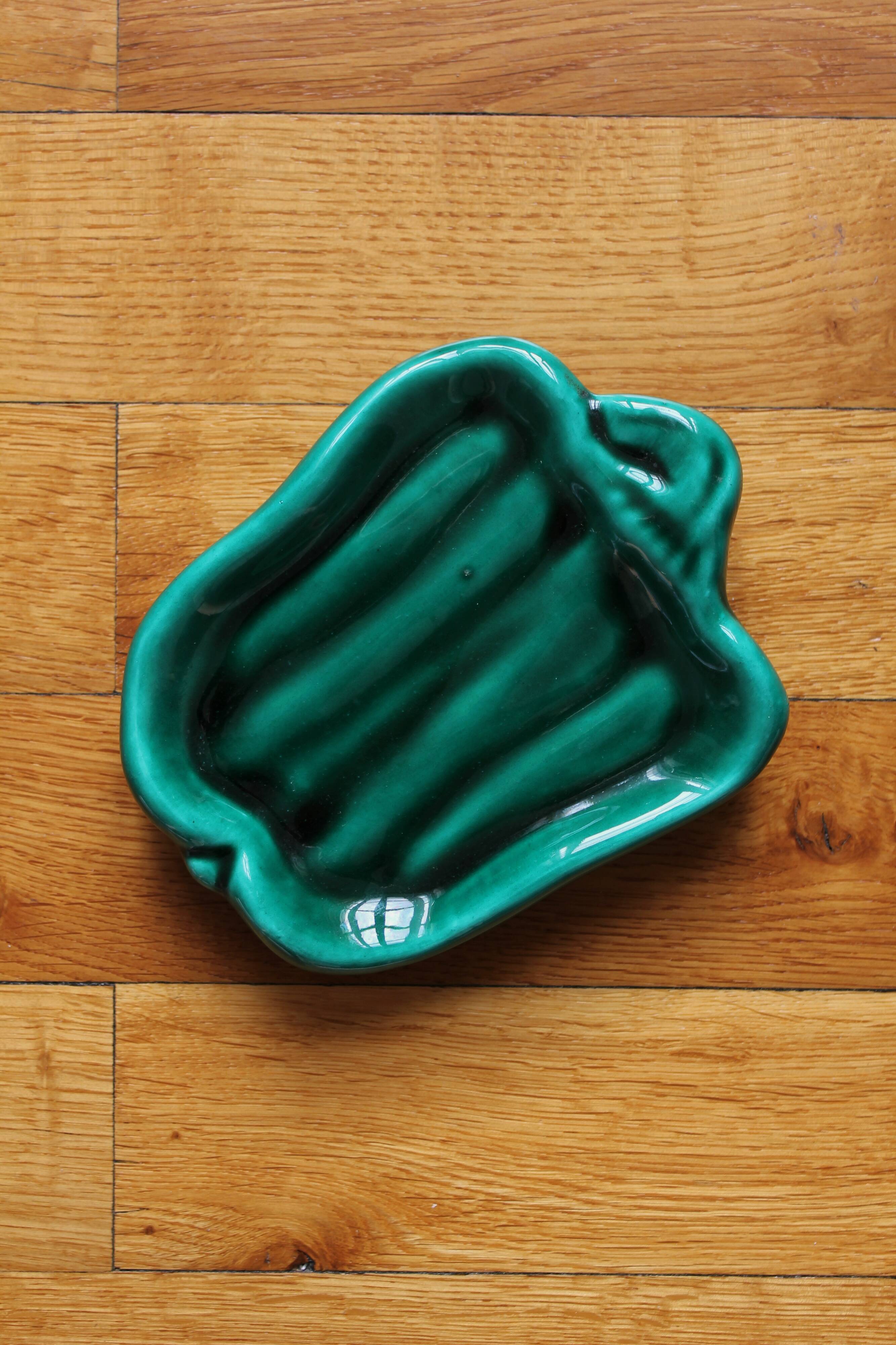 Vintage Vallauris bell pepper-shaped earthenware dish