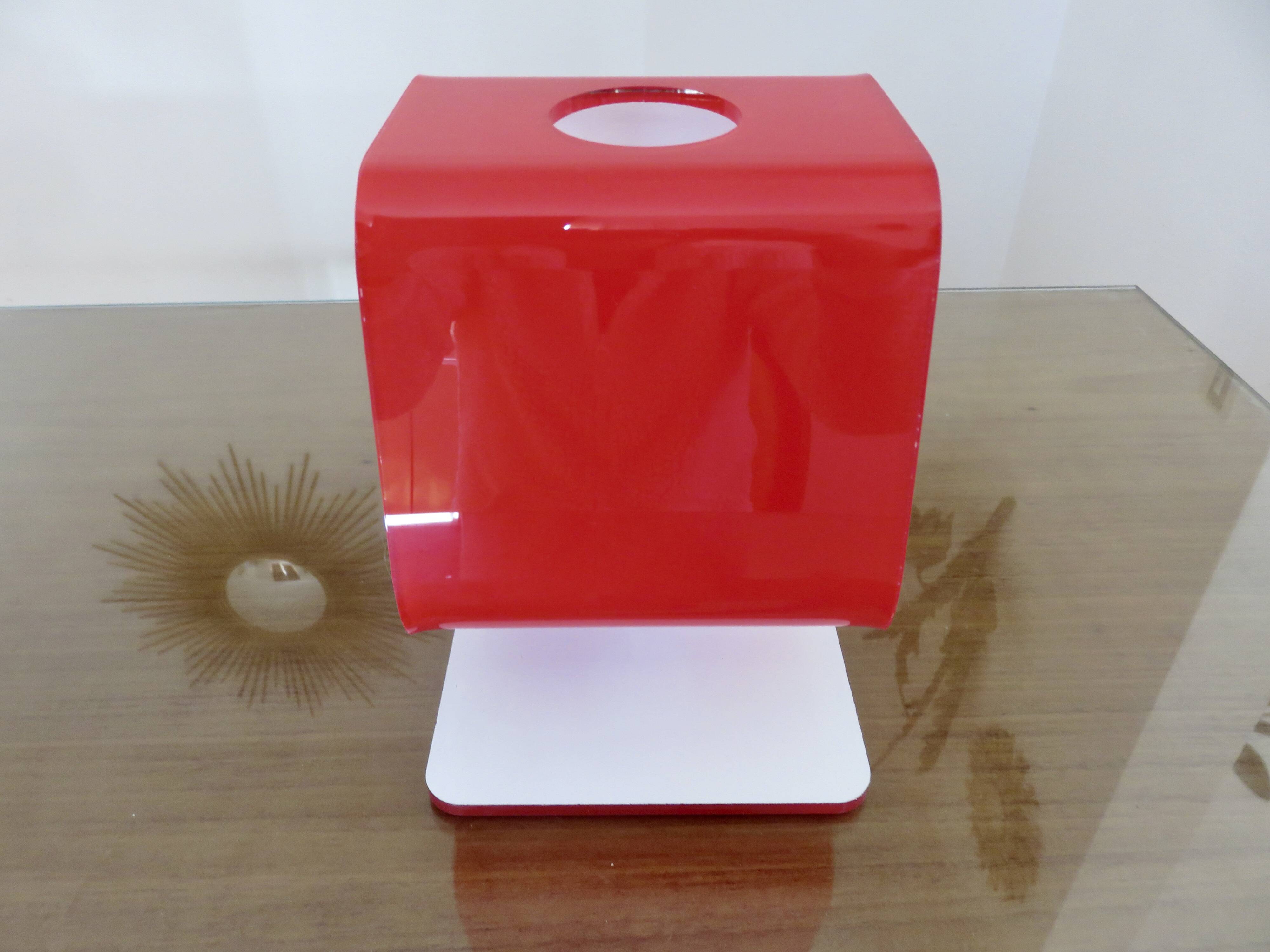 Calligaris luce lamp made in italy 2007 red plexiglass