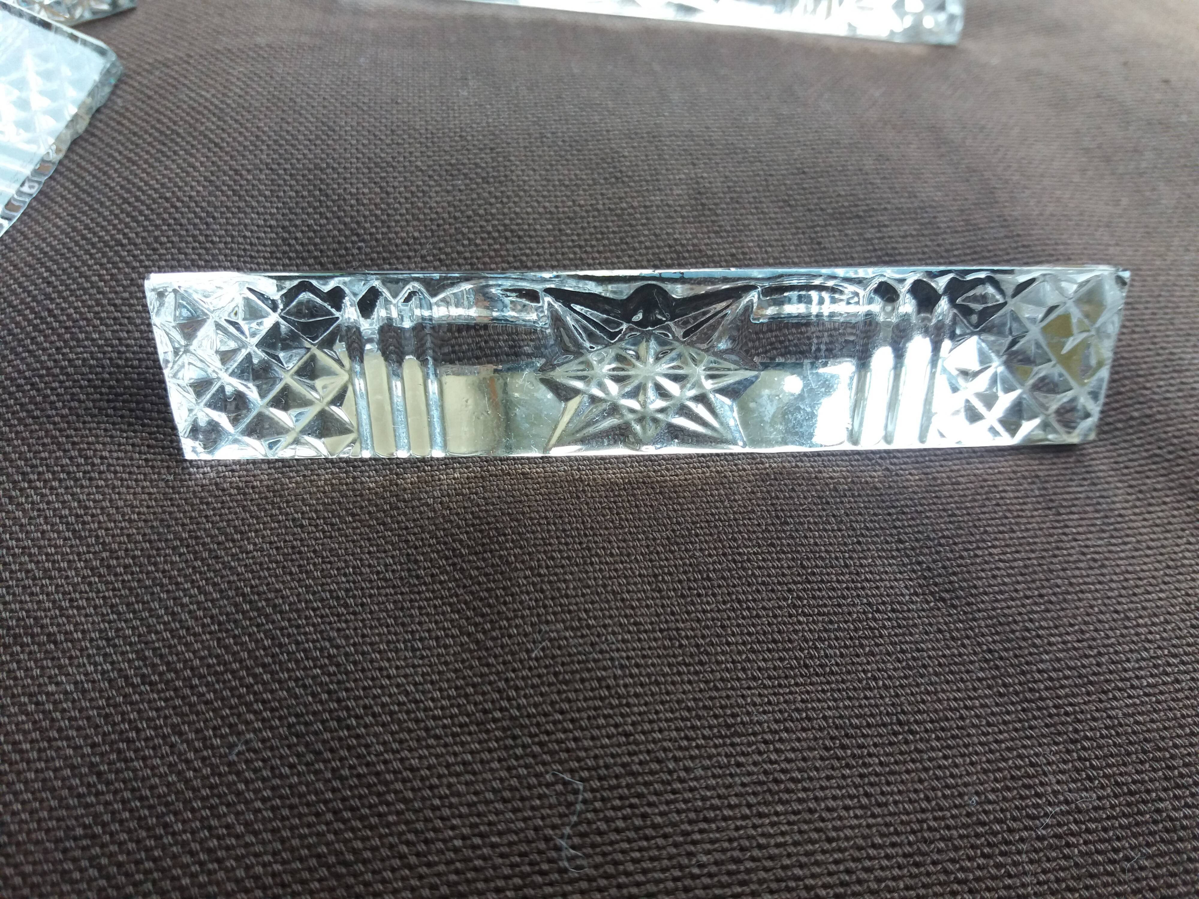 6 knife holders in cut crystal