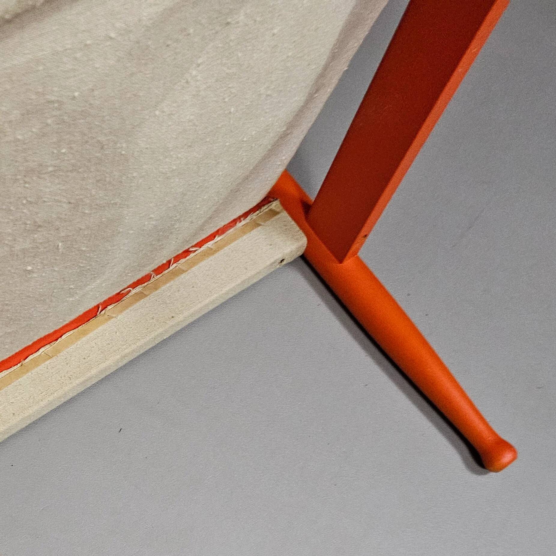 Safari lounge chair, model 30, designed by Erik Worts and manufactured by Niels Eilersen, Denmark 1960.