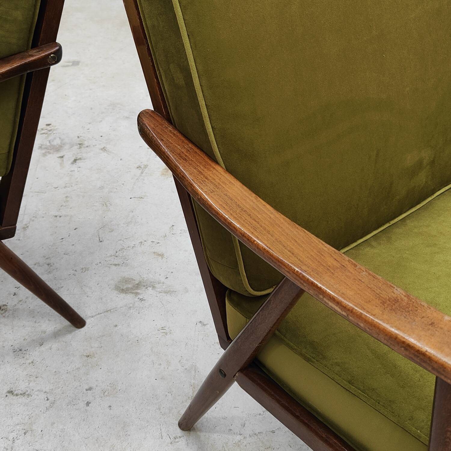 Pair of green velvet boomerang armchairs by Antonin Suman for Ton Bystrice "Thonet"