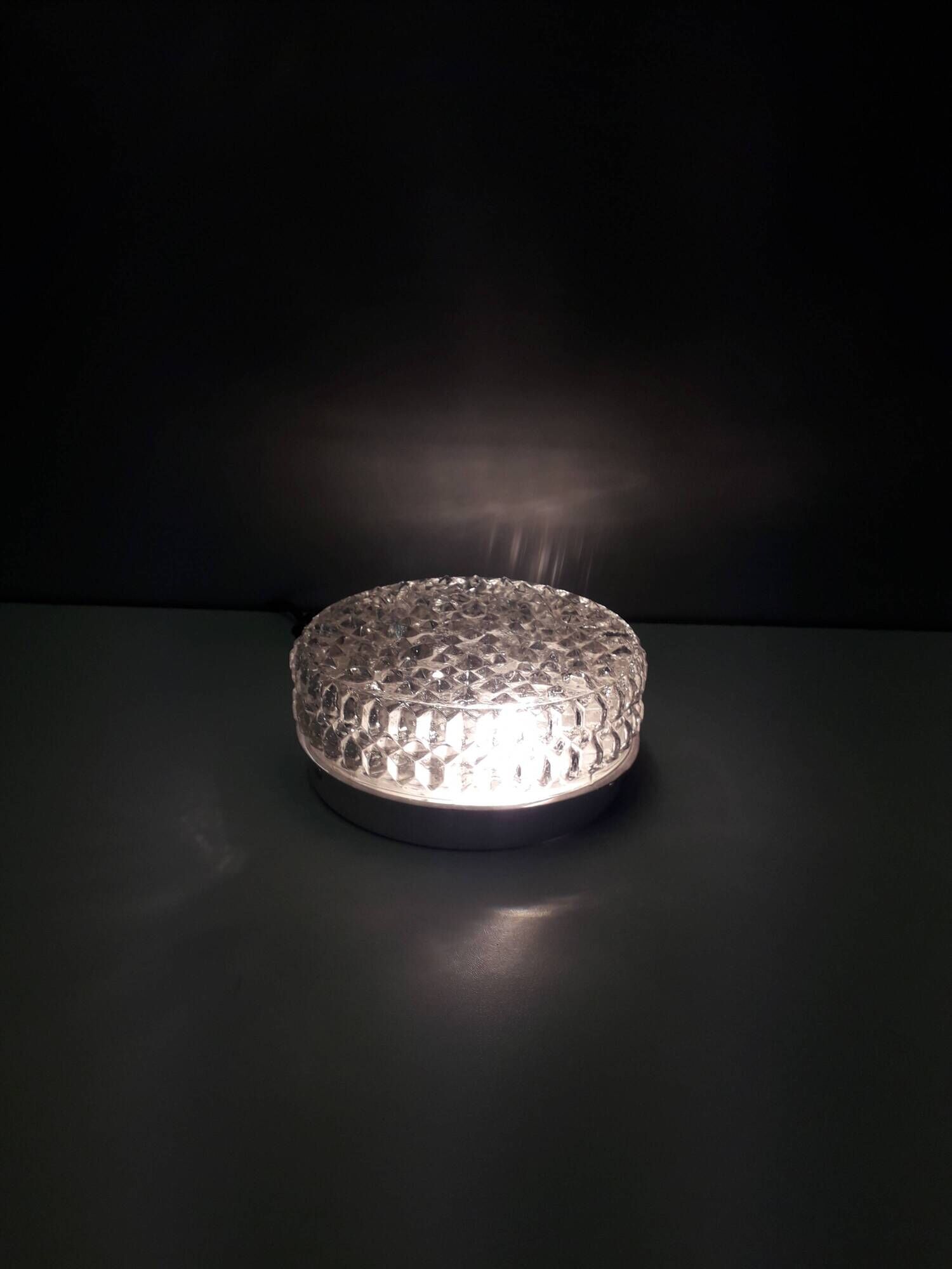 Vintage ceiling light / wall light - Molded glass - diamond tips - 1970s