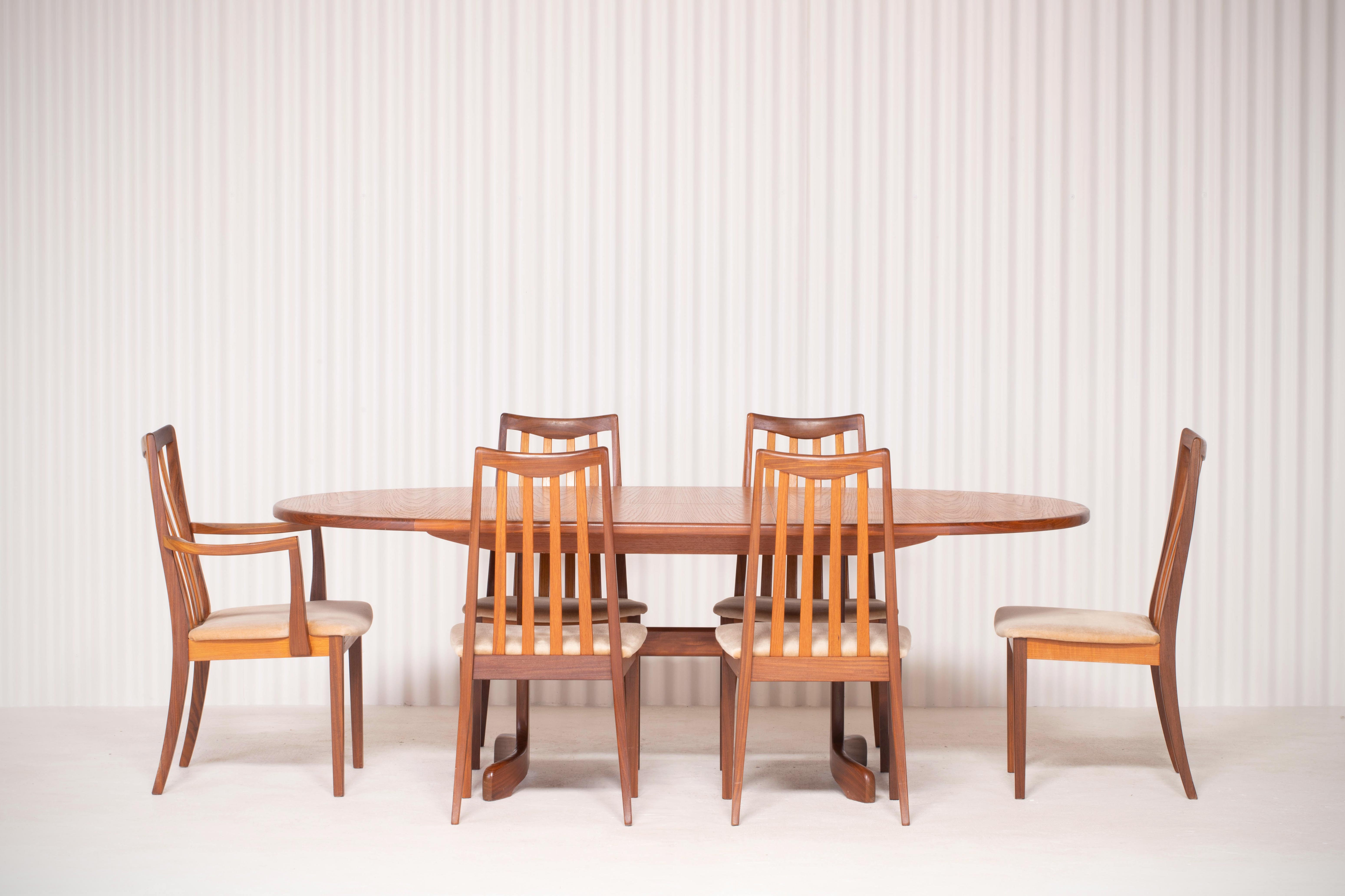 Série de 6 chaises scandinaves vintage