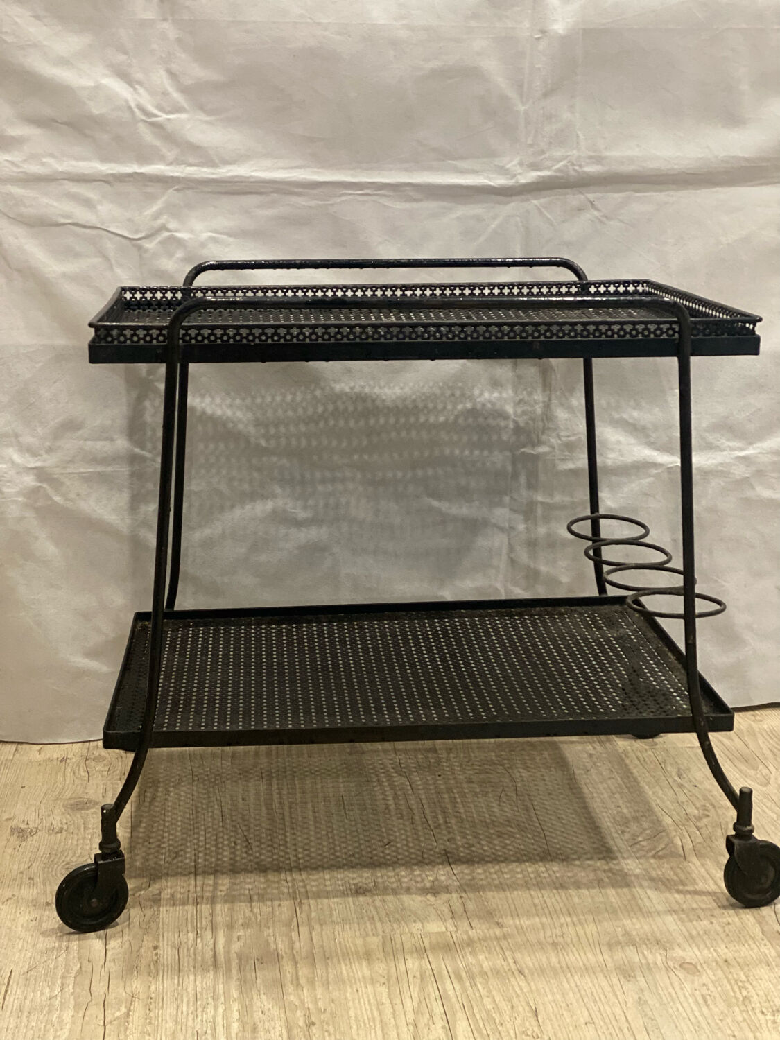 Table bar dessert circa 60