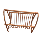 Wicker magazine door