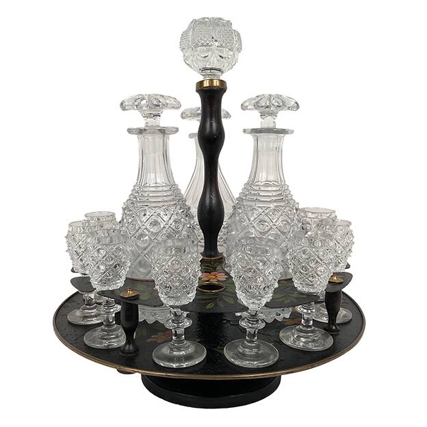 Liquor cabaret in 19th century painted sheet metal, carafes and glasses attributed to the Creusot crystal factory