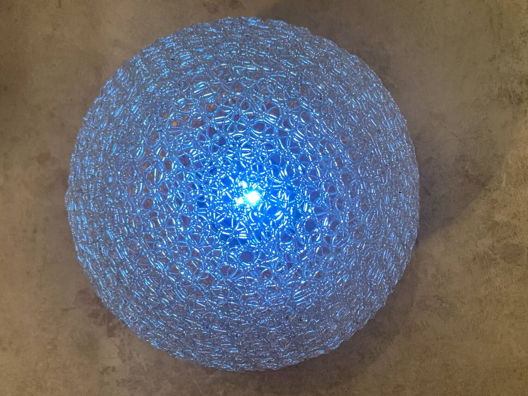 Spaghetti resin ball lamp