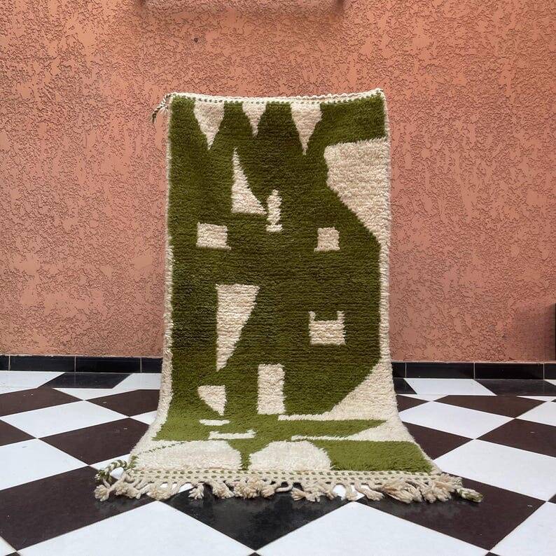 Handmade pure wool traditional green rug 140 x 260 cm