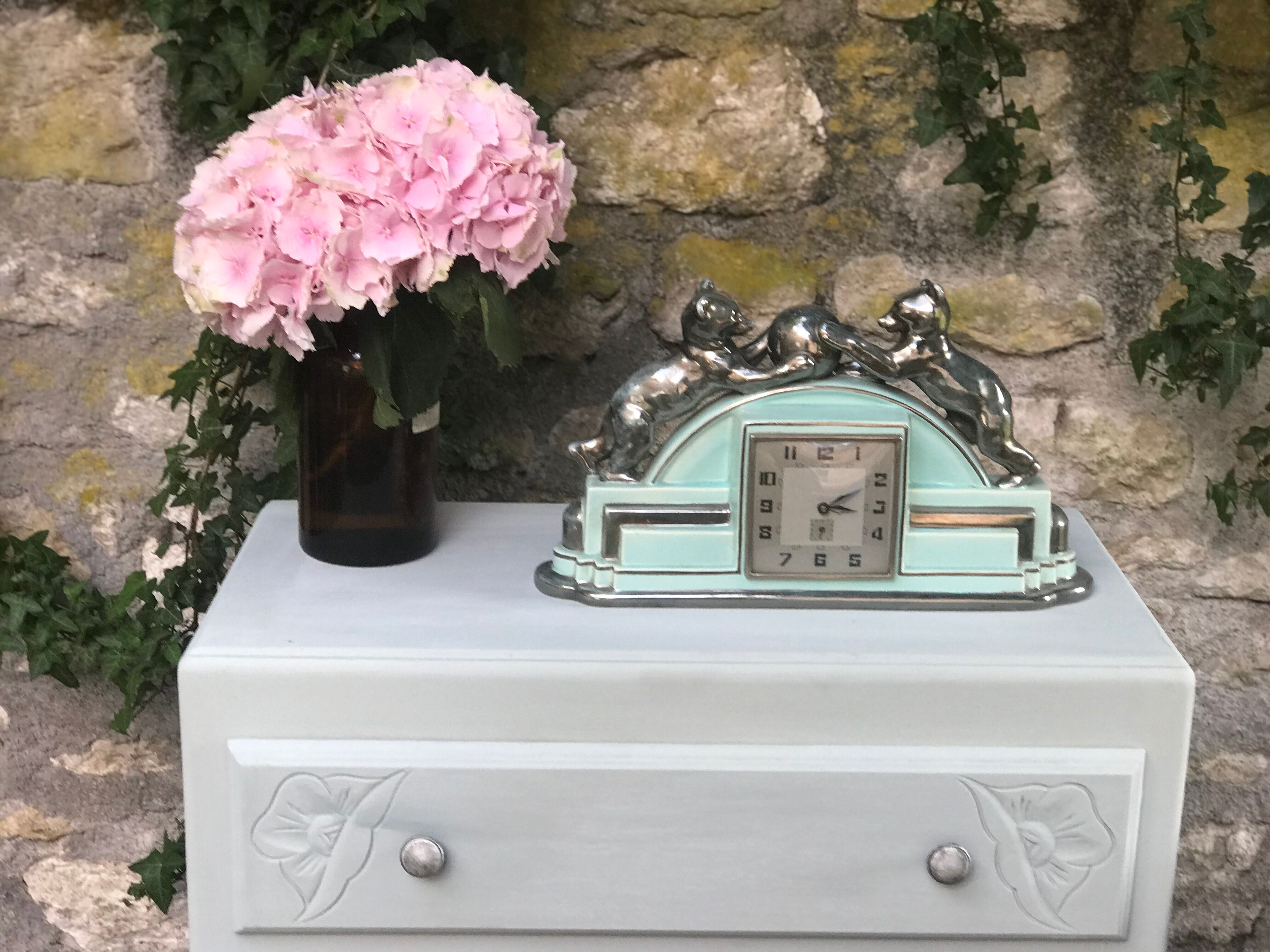 Chest of drawers art deco