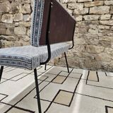Vintage Knoll style bench with metal legs