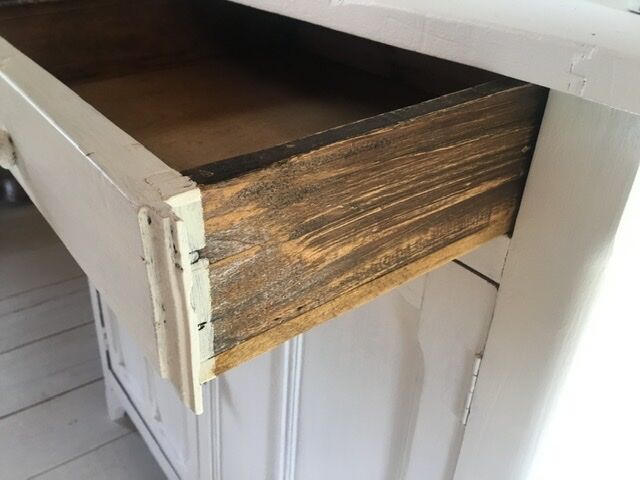 Parisian two-body buffet